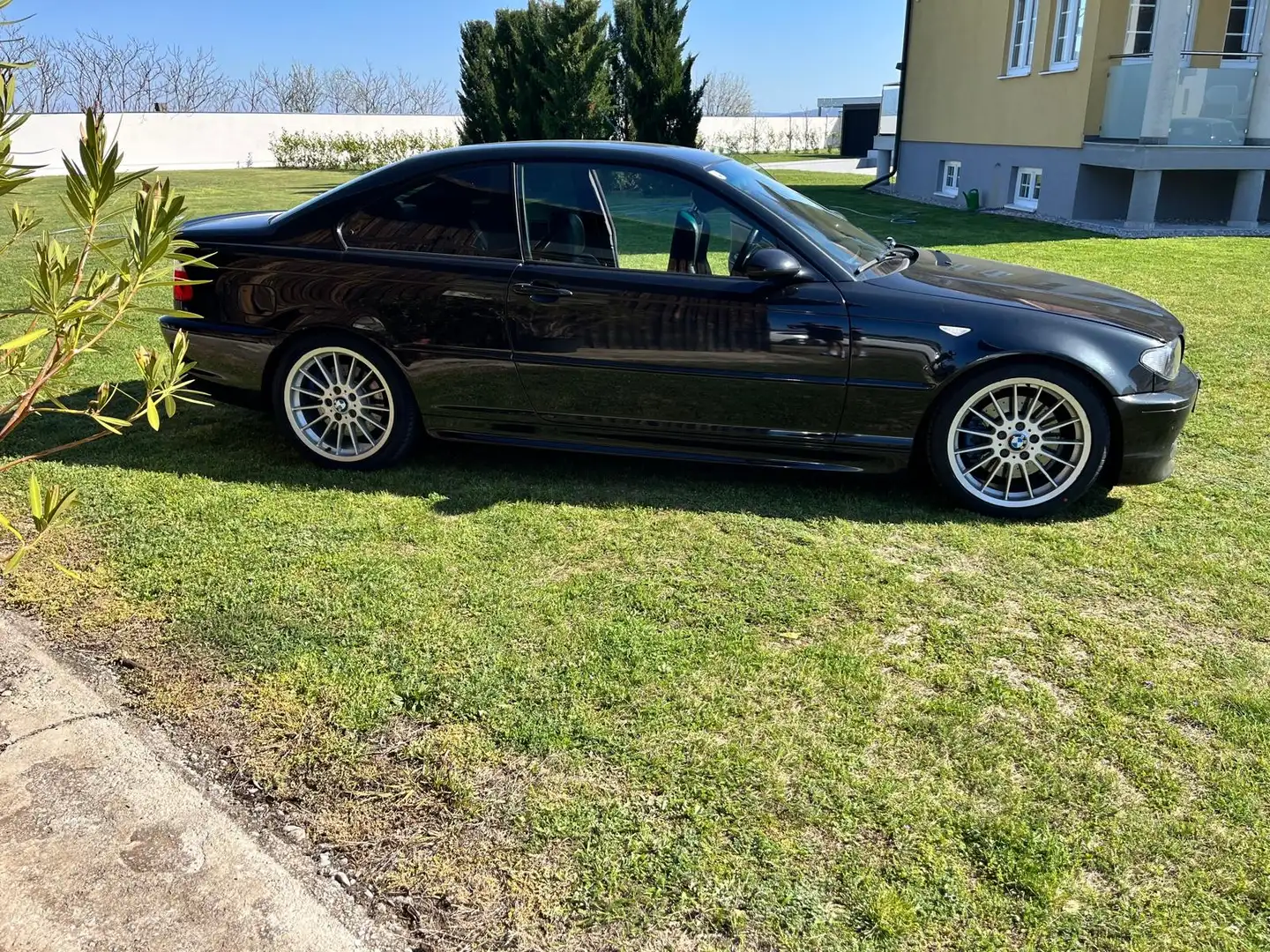 BMW 330 330Ci Schwarz - 1
