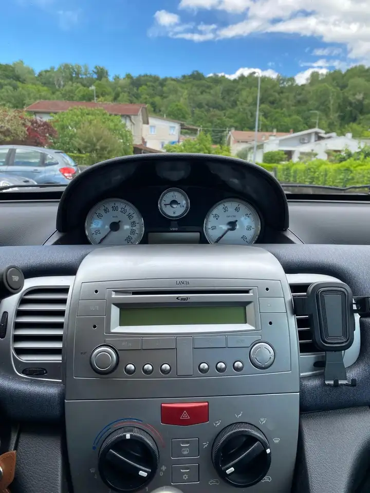 Lancia Y 1.2 8v LS c/airbag, foto 8