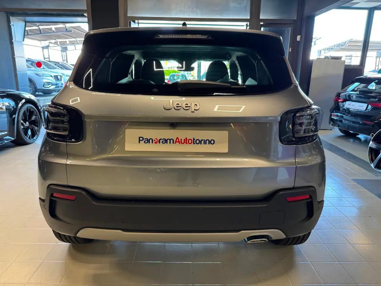 Jeep Avenger 1.2 Turbo 110 CV e-Hybrid Summit, миниатюра 4
