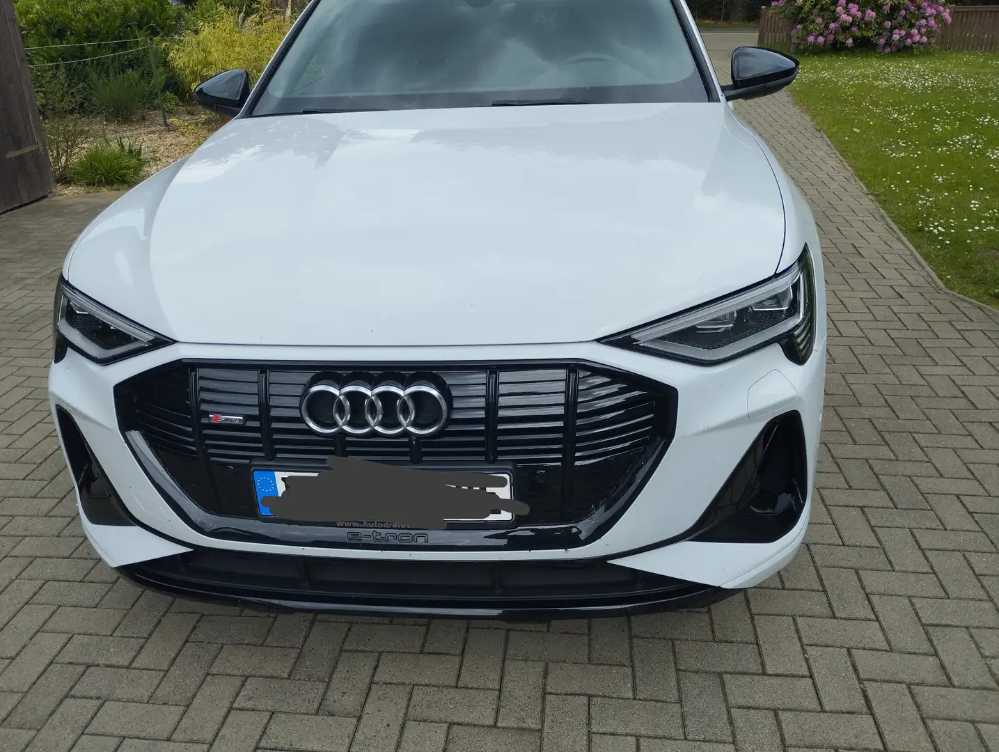 Audi e-tron 50 quattro 2x S line black ACC Alcantara - 2