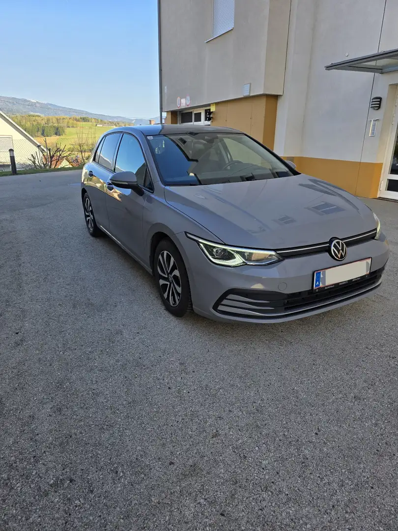 Volkswagen Golf 2,0 TDI Life DSG Grau - 2