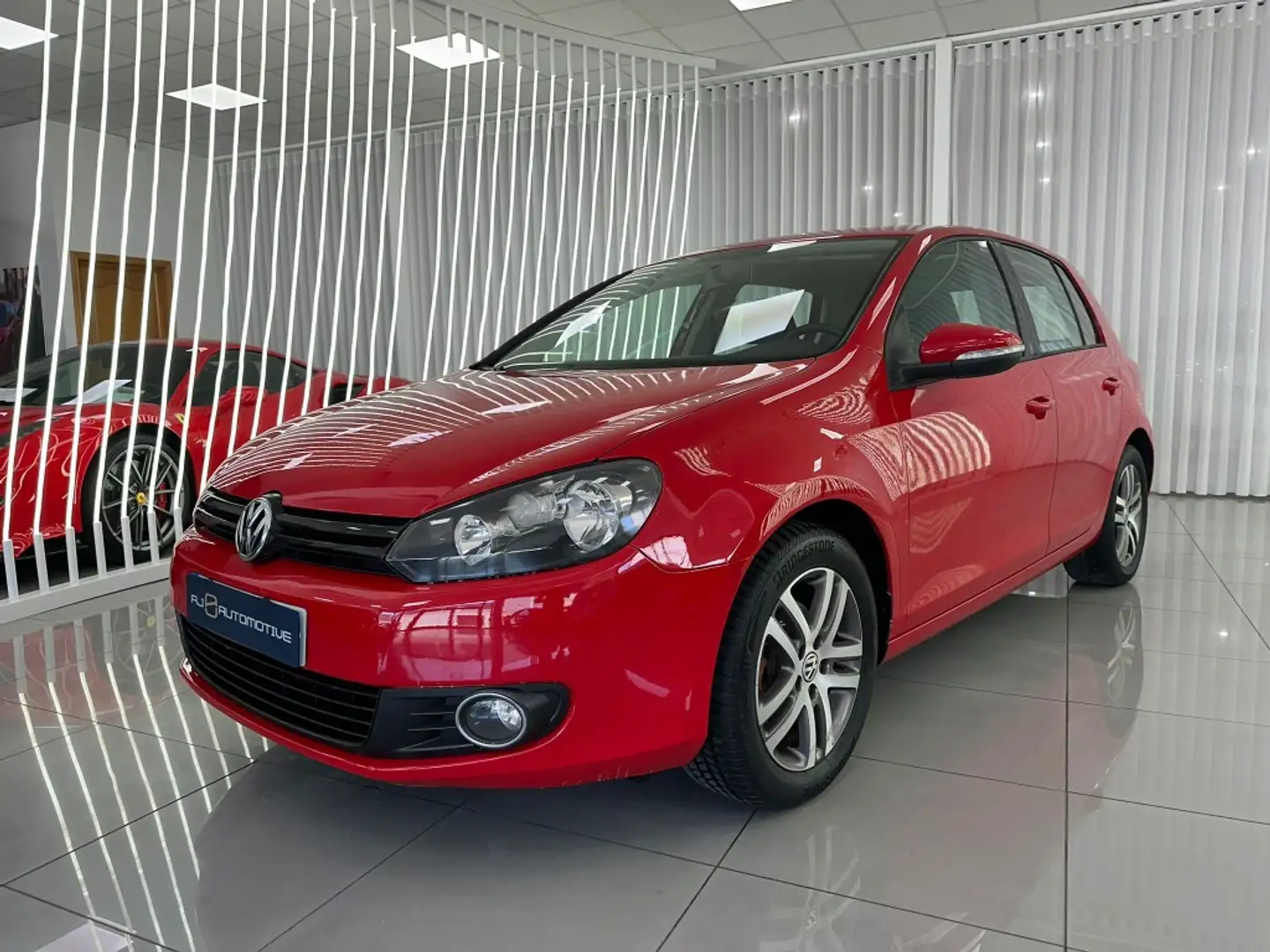 Volkswagen Golf 1.6TDI CR Bluemotion 105 Red - 1