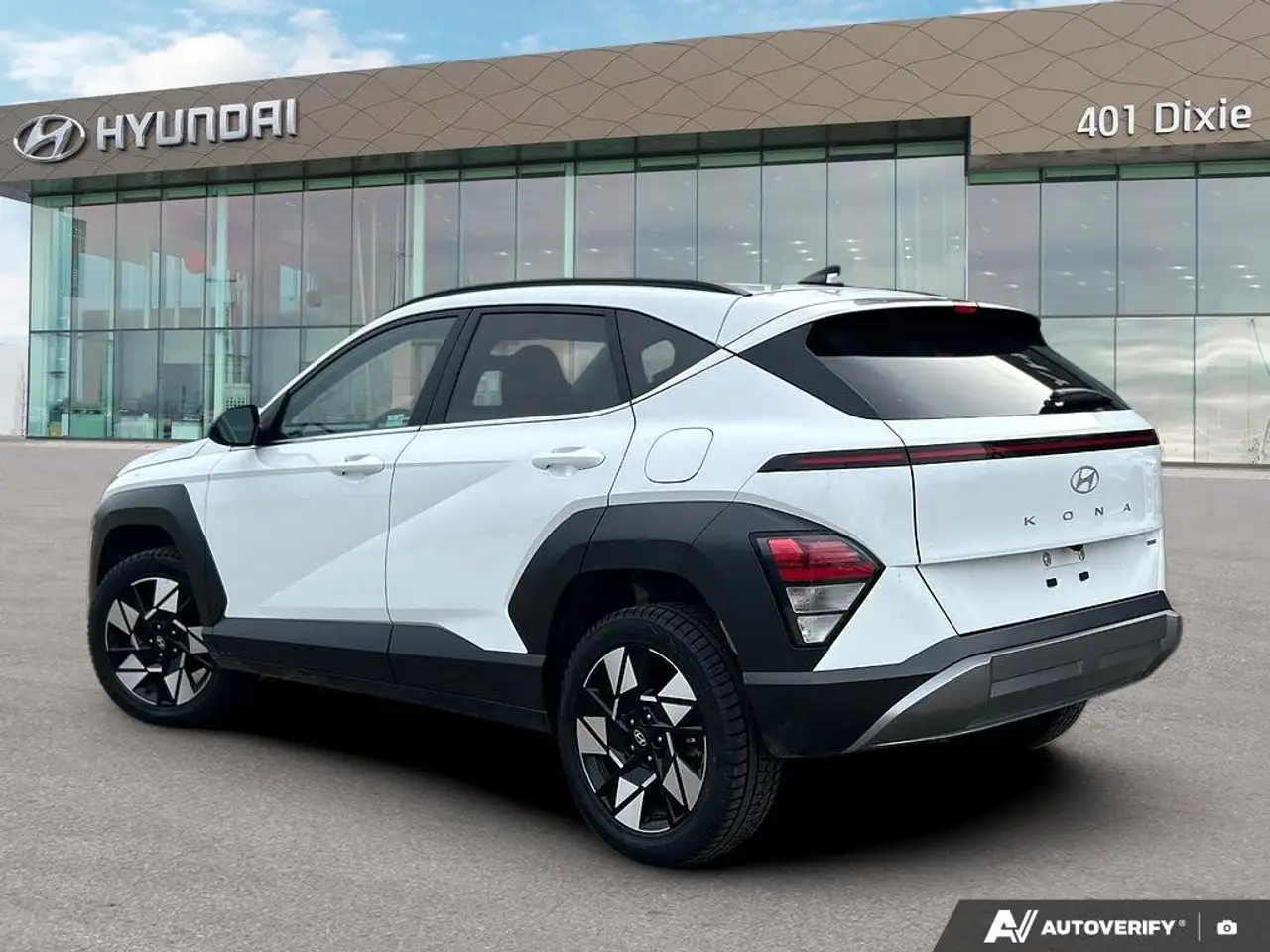 Hyundai KONA снимка Hyundai KONA
