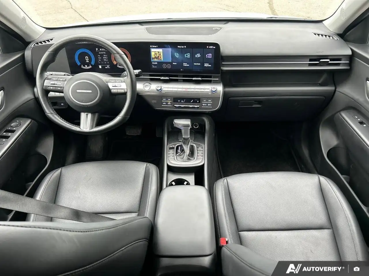 Hyundai KONA снимка Hyundai KONA
