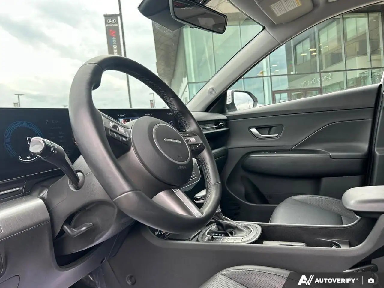 Hyundai KONA снимка Hyundai KONA