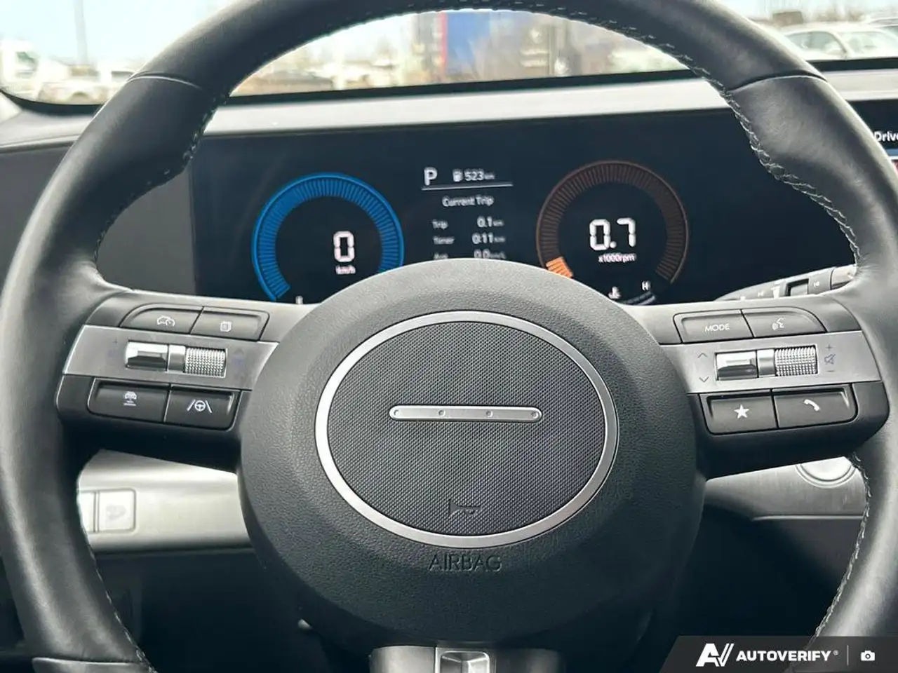 Hyundai KONA снимка Hyundai KONA