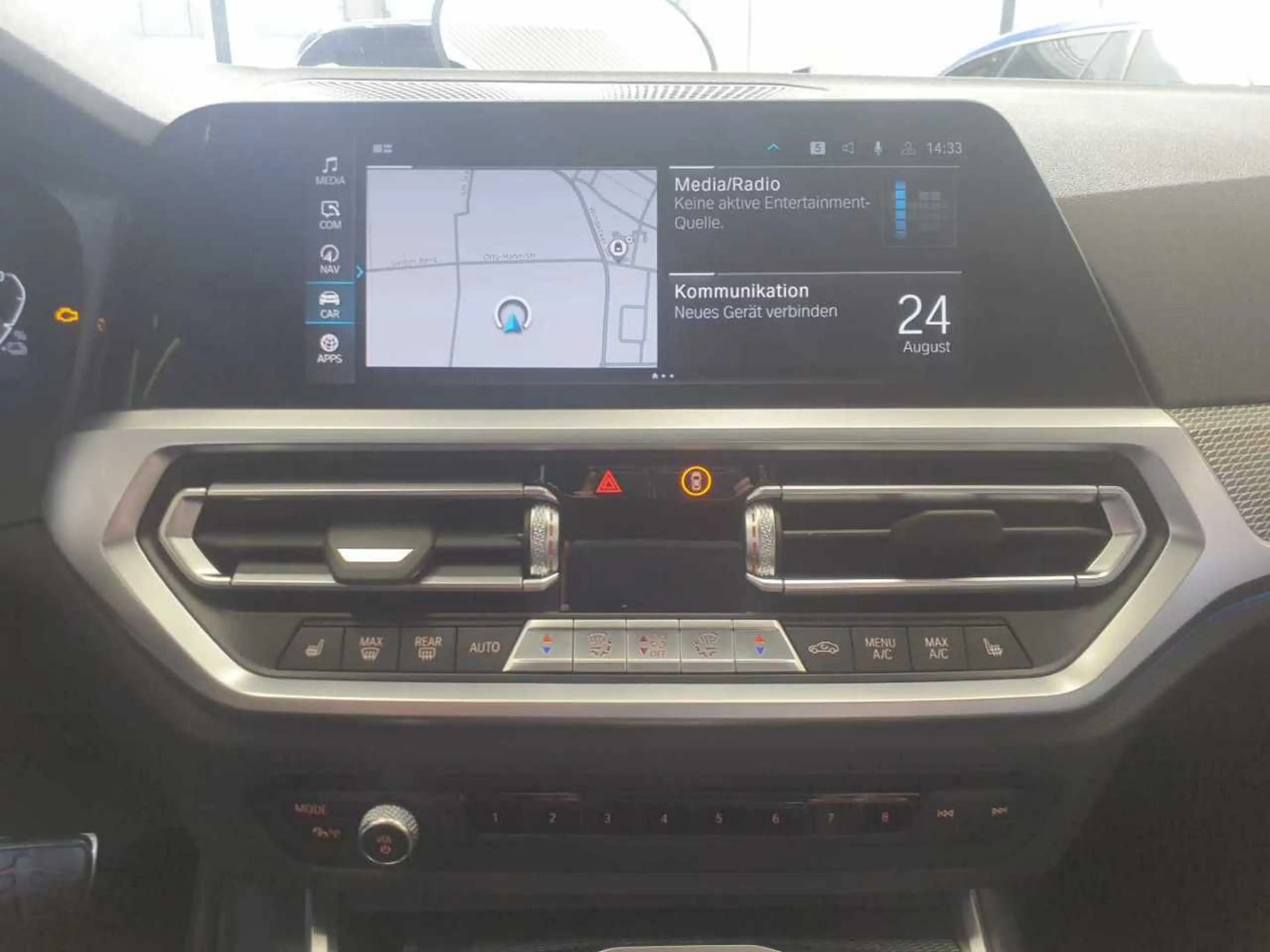 BMW 330 330E NAVI SPORTSITZE KLIMAAUT LED RADIO MFL SHZ PDC KAMERA HIFI RFK — photo 7