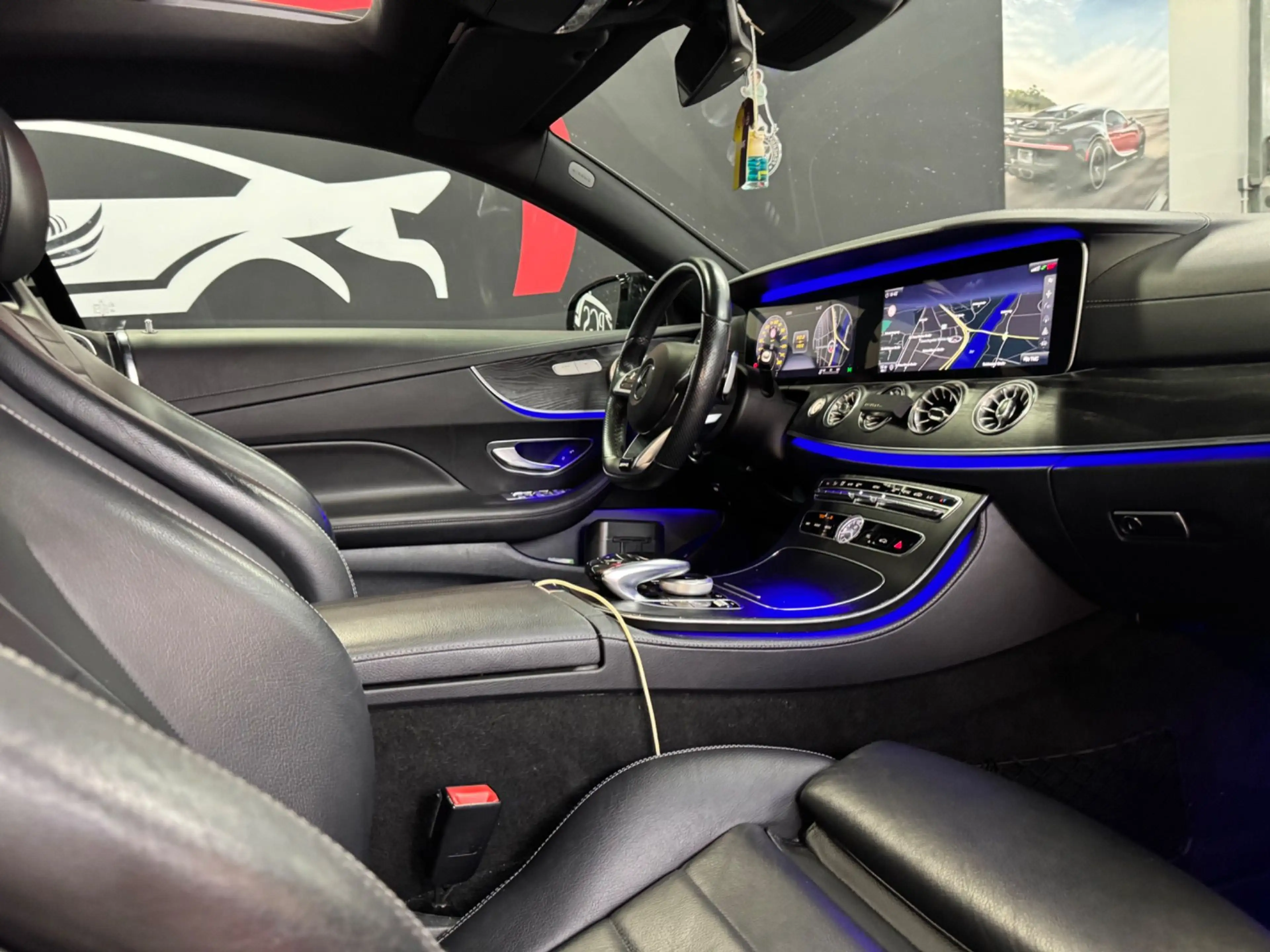 Mercedes-Benz E 220 d Aut.AMG/PANO/WIDESCREEEN/MULTIBEAM/BURMEST — photo 13