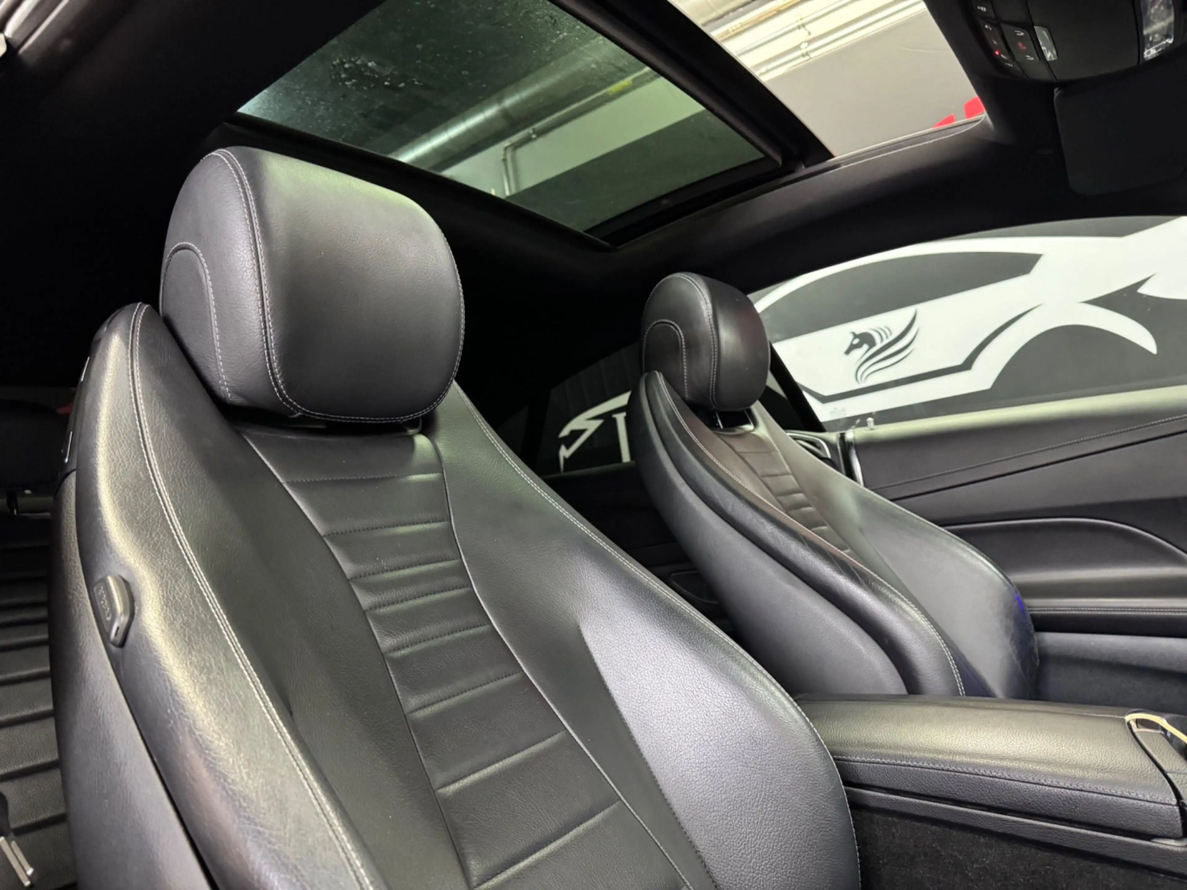 Mercedes-Benz E 220 d Aut.AMG/PANO/WIDESCREEEN/MULTIBEAM/BURMEST — photo 16