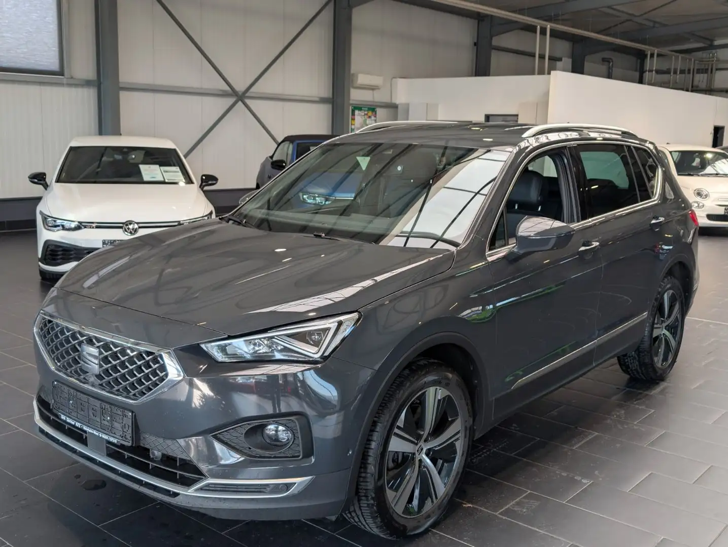 SEAT Tarraco 2.0 TDI 4Drive DSG SCR Xcellence 8-fach Šedá - 1