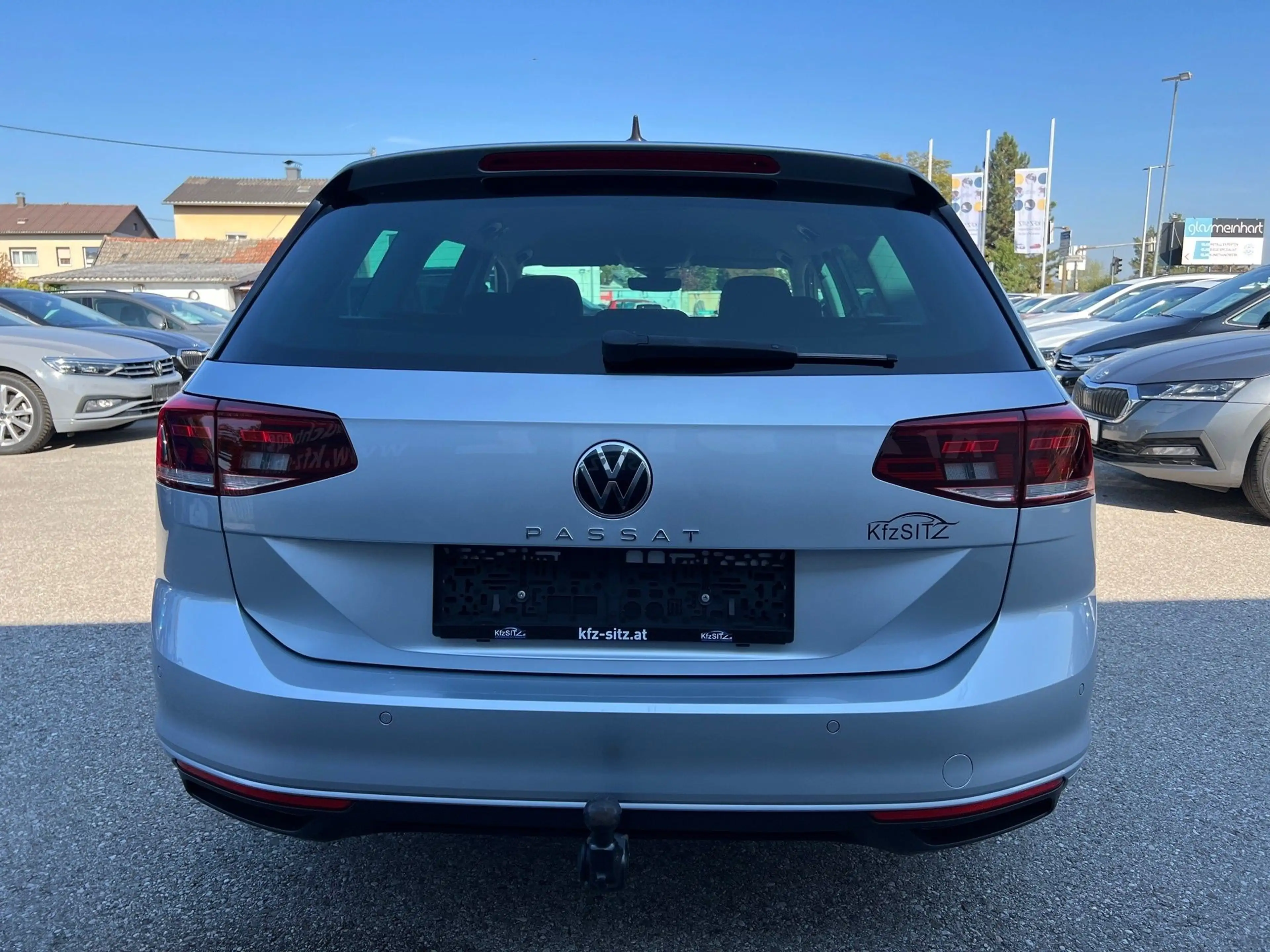 Volkswagen Passat Variant Business 2,0 SCR TDI DSG | AHK — photo 4