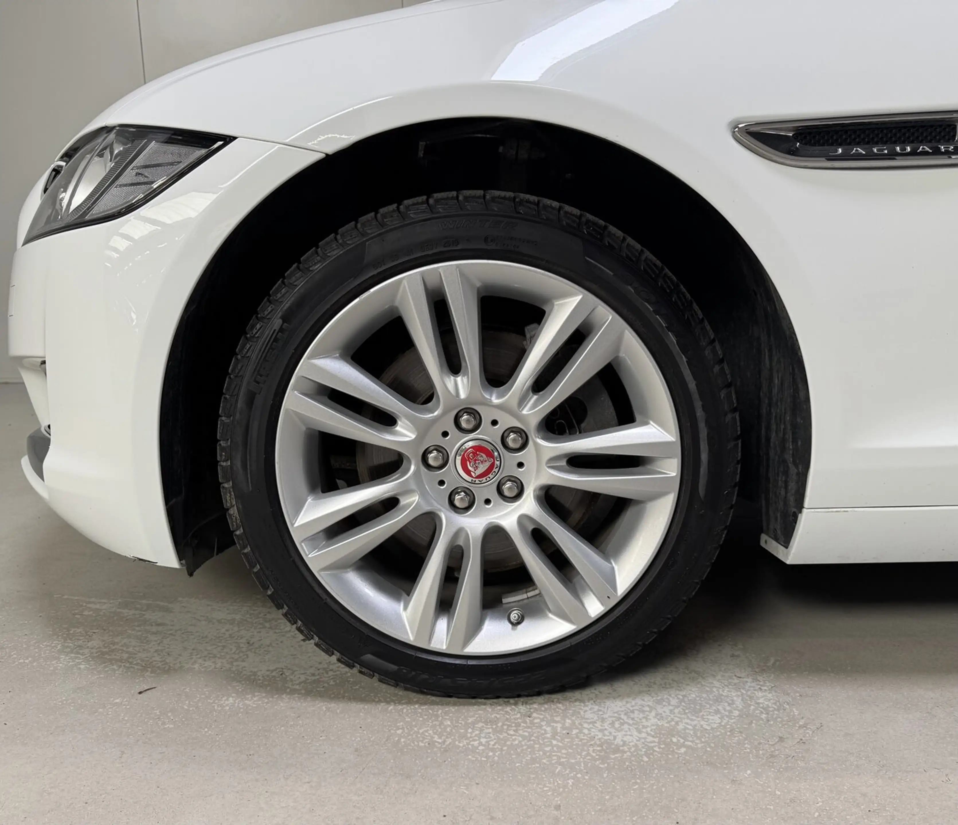 Jaguar XF Estate 2.0d Autom. - Performance - Topstaat! — photo 7