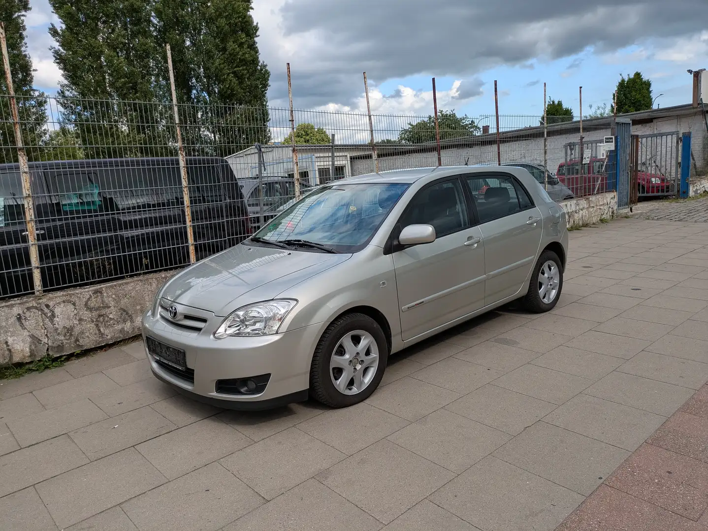 Toyota Corolla 1.4 Edition / Compact Argent - 2