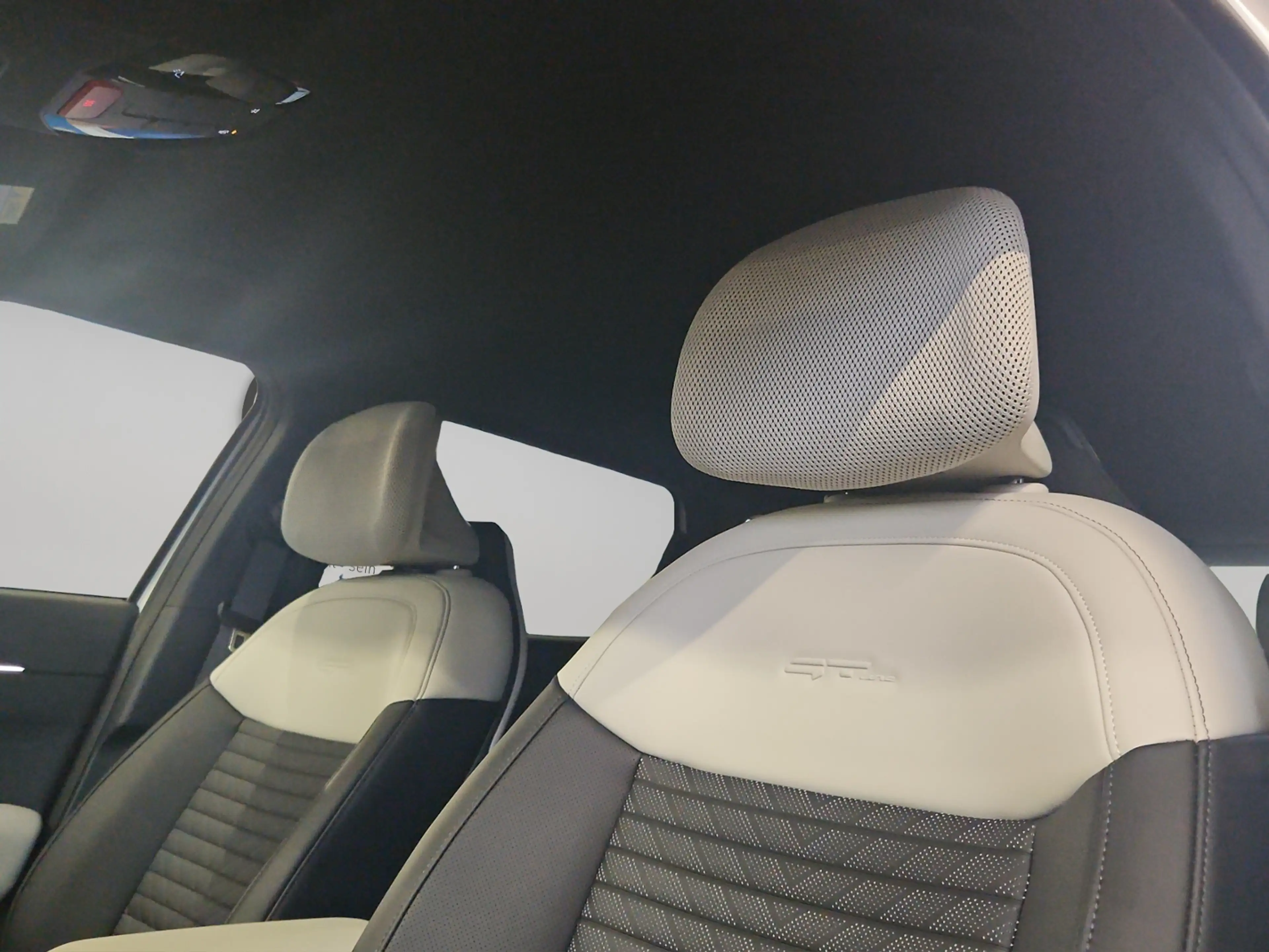 Kia EV4 81kW Hatchback GT-Line P10 HeadUp 360° LED Navi 1 — photo 14