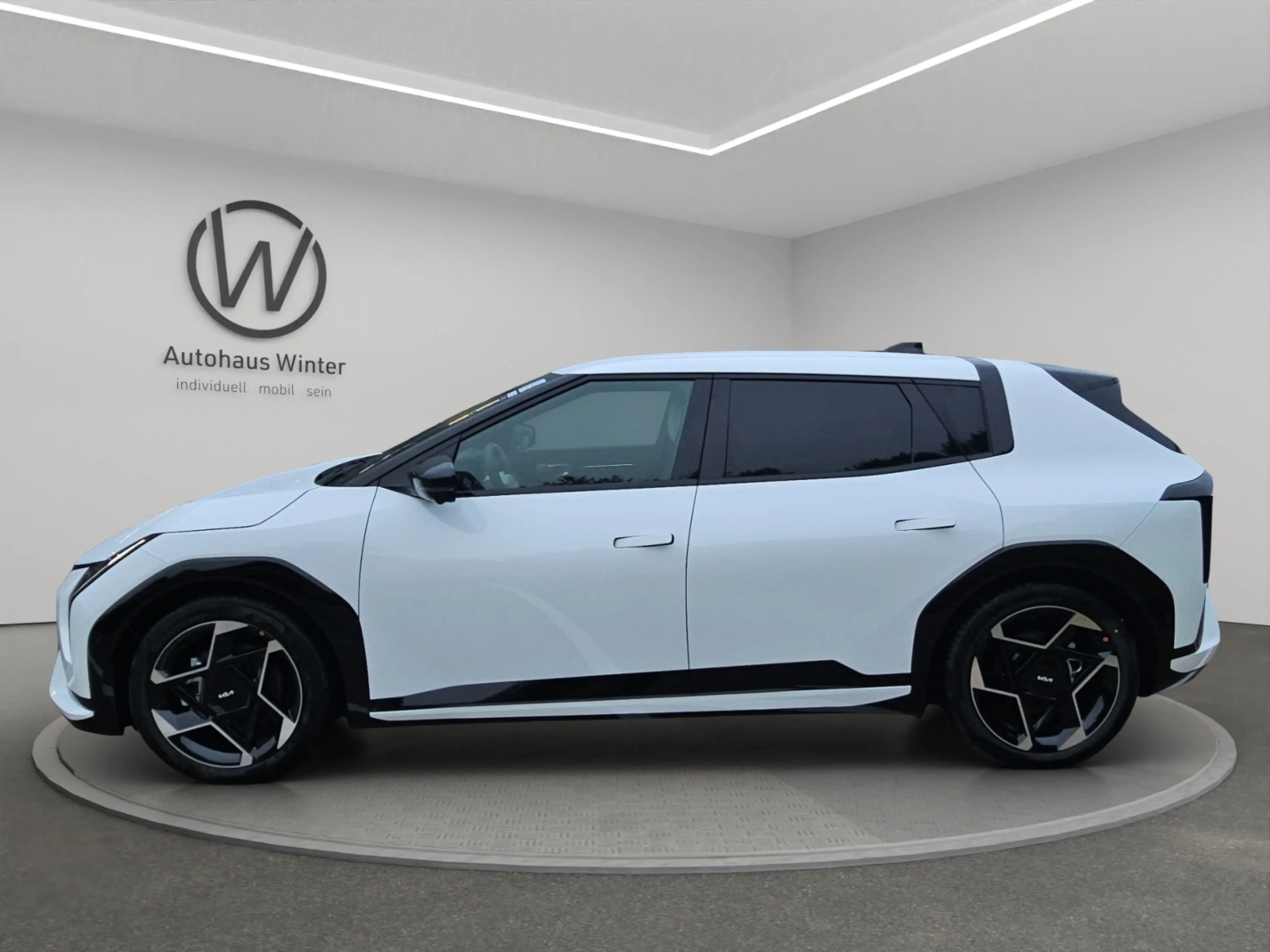Kia EV4 81kW Hatchback GT-Line P10 HeadUp 360° LED Navi 1 — photo 6