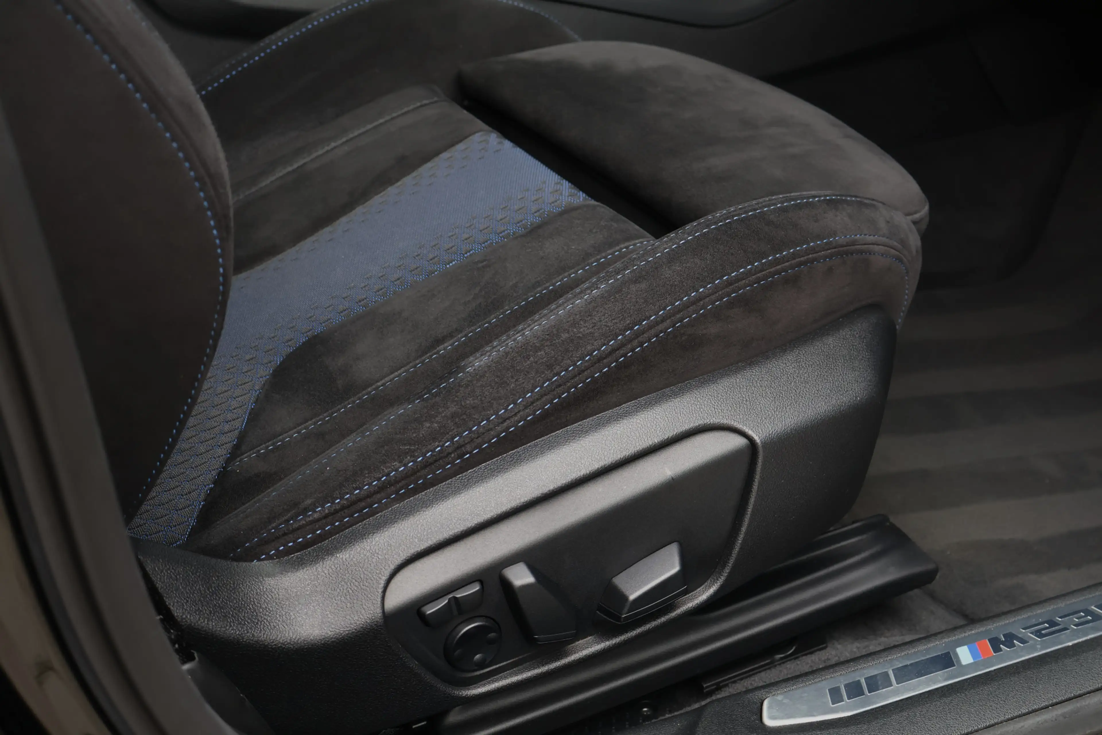 BMW 235 2-serie Gran Coupé M235i xDrive High Executive 306 — photo 36