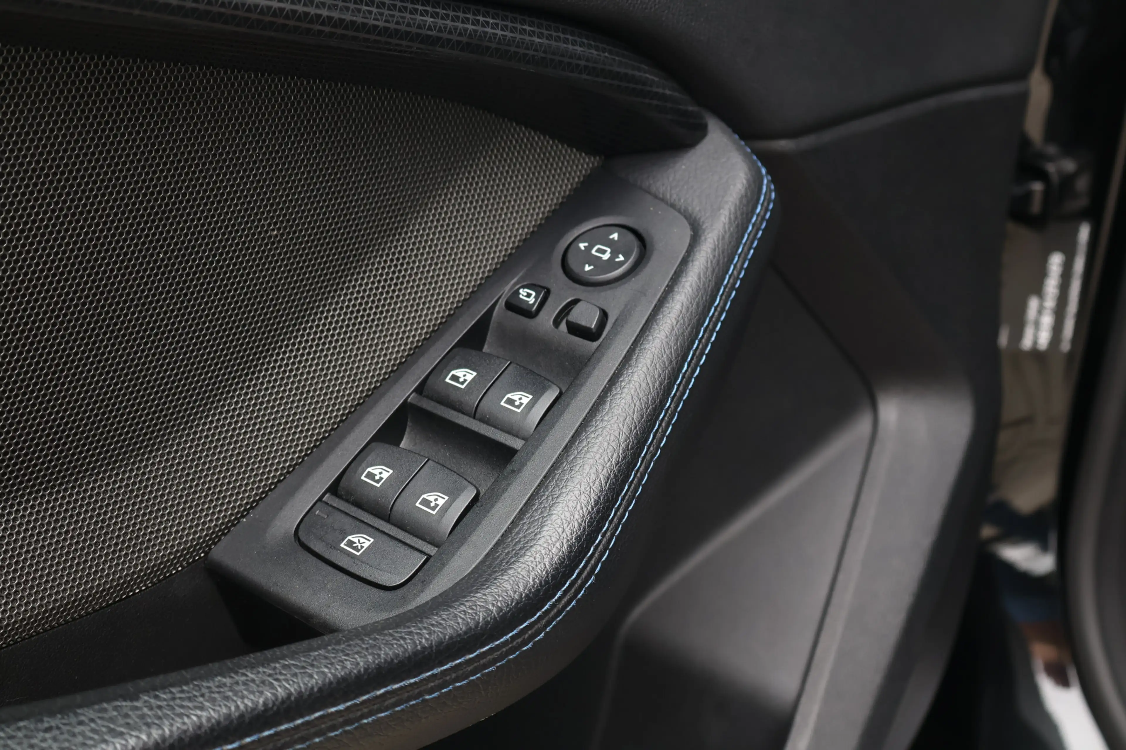 BMW 235 2-serie Gran Coupé M235i xDrive High Executive 306 — photo 43