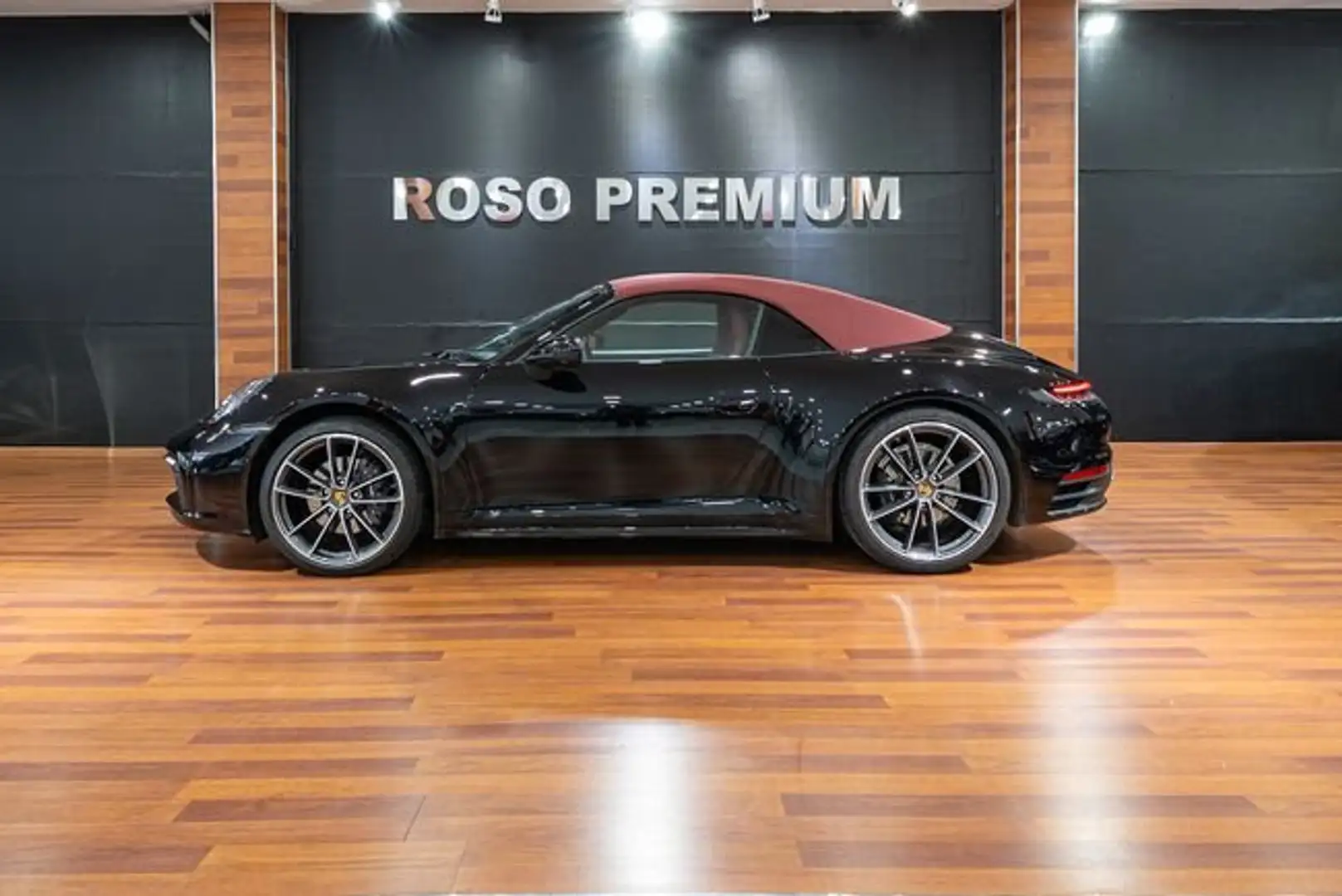 Porsche 992 Carrera Cabriolet PDK Negro - 2