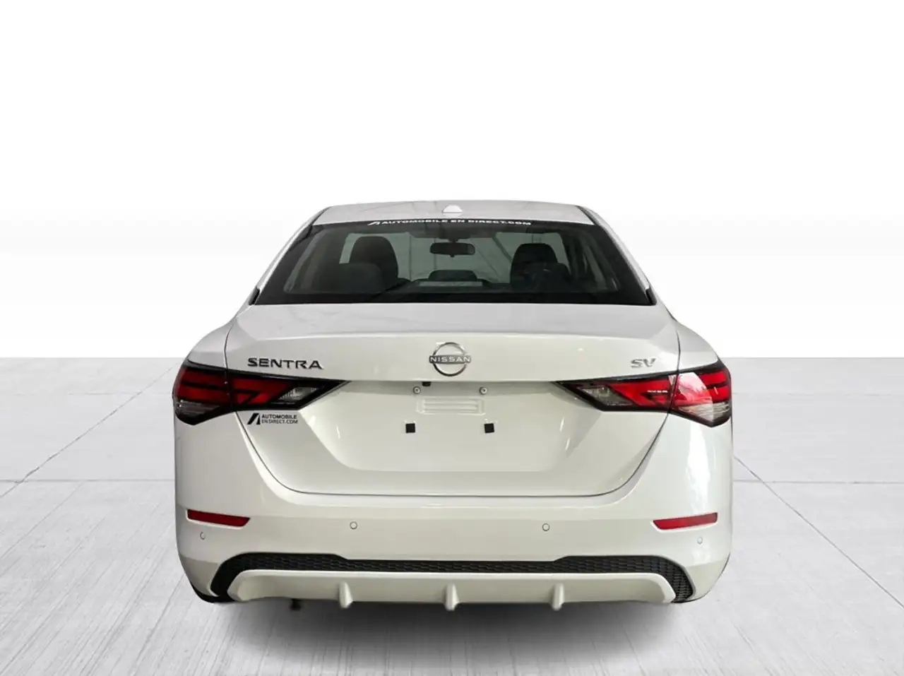 Nissan Sentra снимка Nissan Sentra