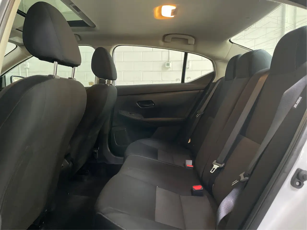 Nissan Sentra снимка Nissan Sentra