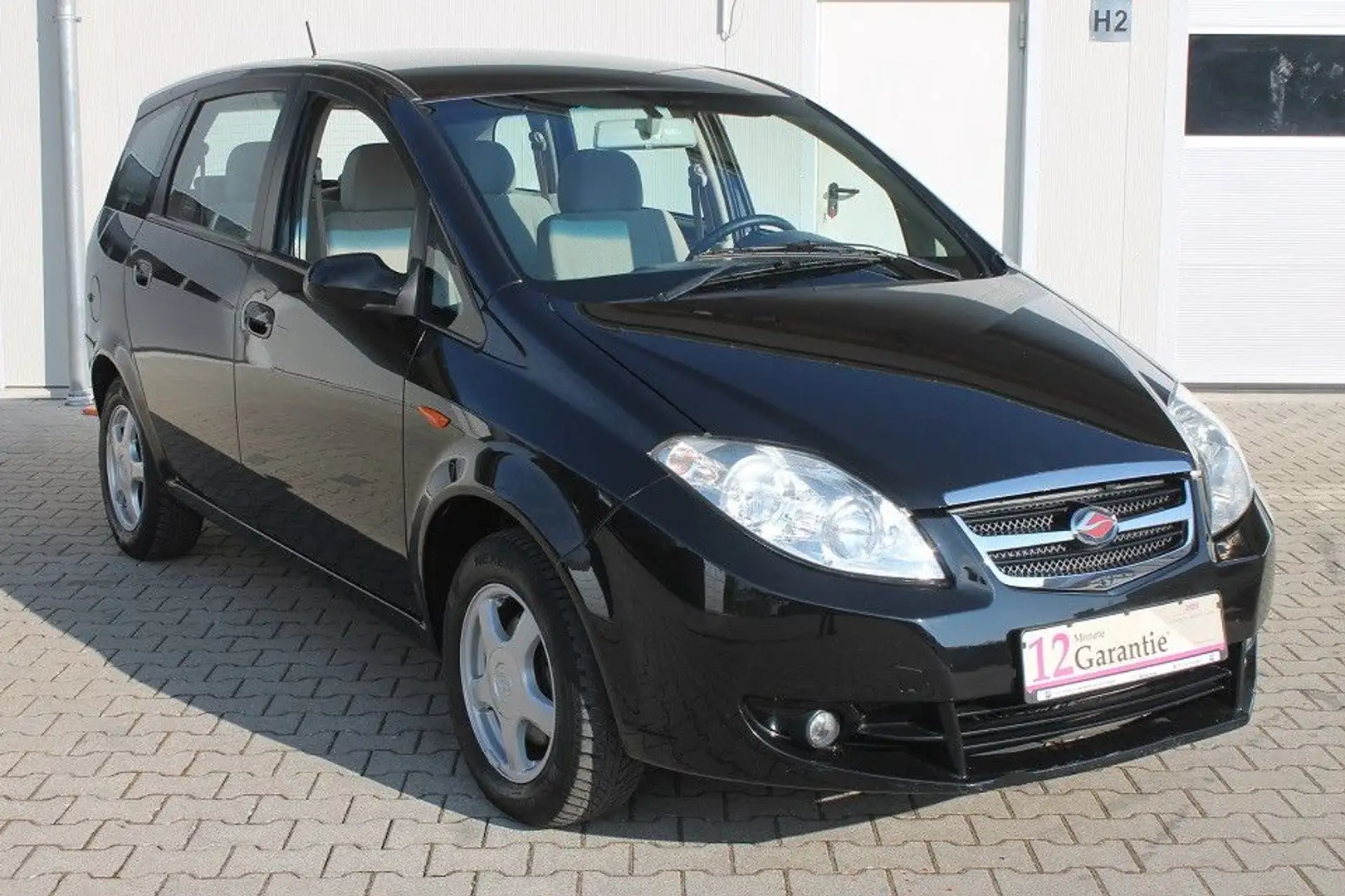 Otros CV-9 Tüv/Au neu,Klima,PDC,6 Sitzer,1 Hand,Finanz Negro - 2