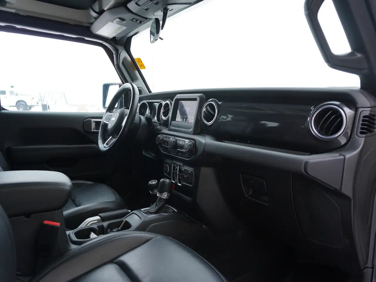Jeep Wrangler снимка Jeep Wrangler