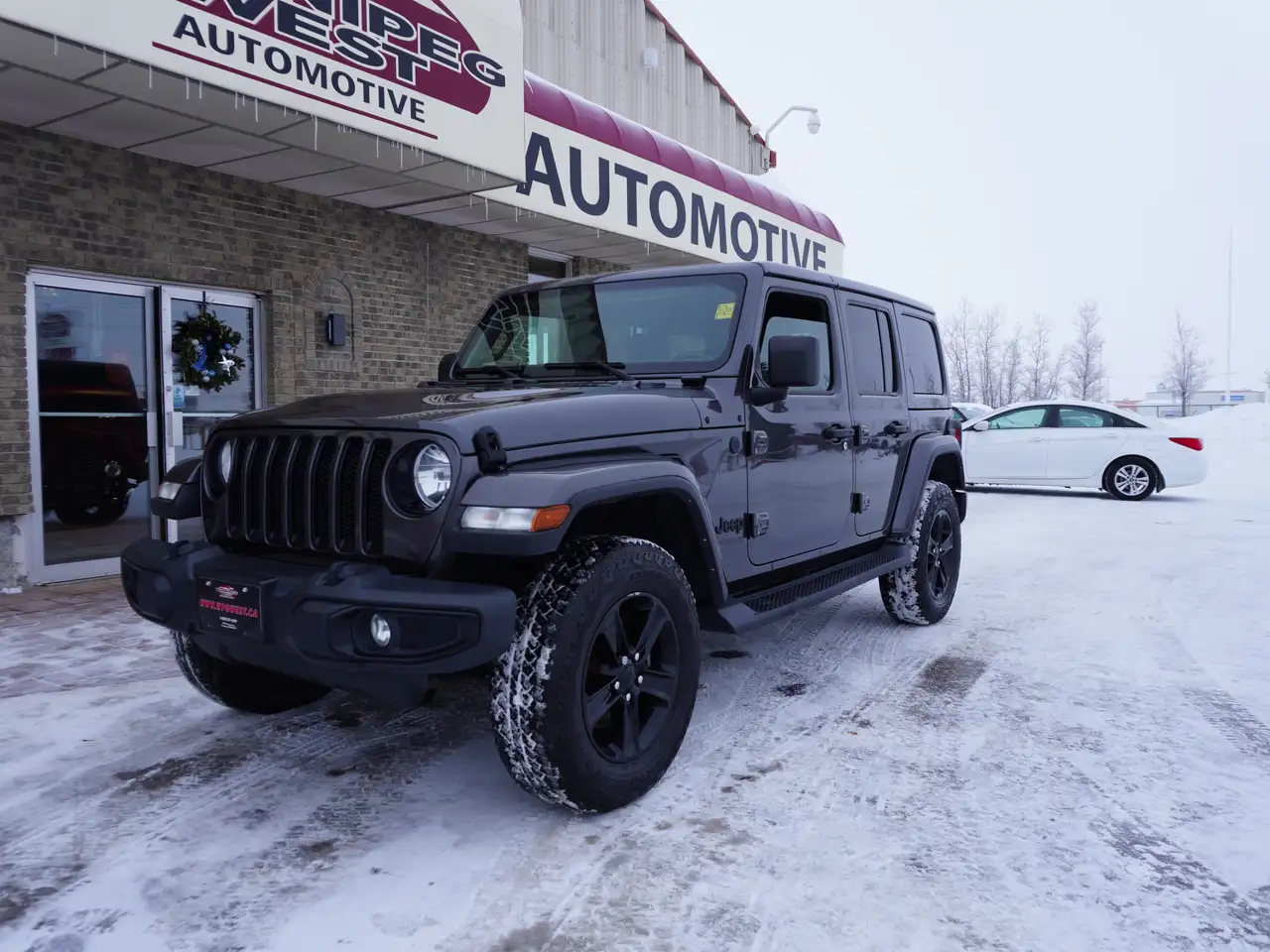 Jeep Wrangler снимка Jeep Wrangler
