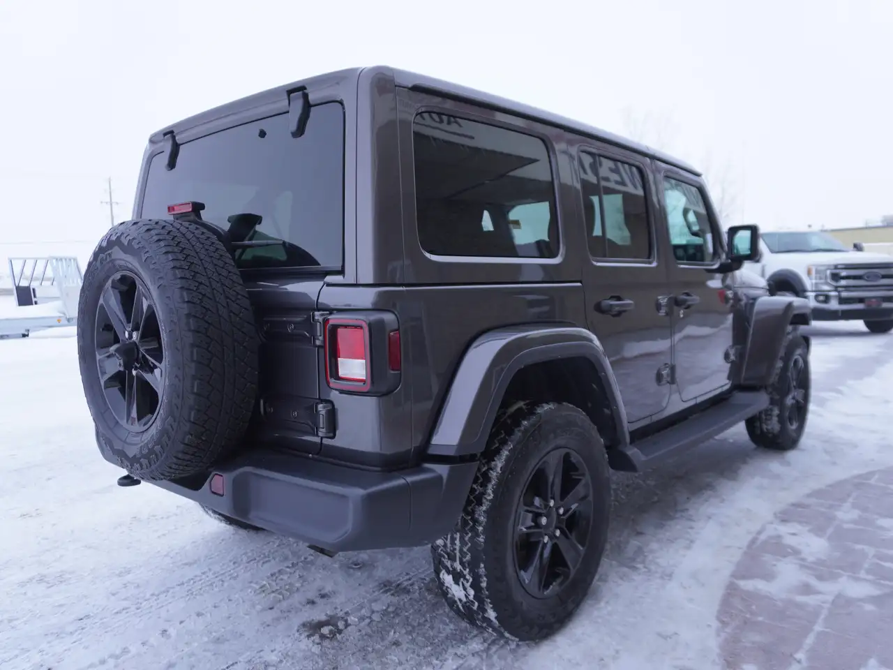 Jeep Wrangler снимка Jeep Wrangler