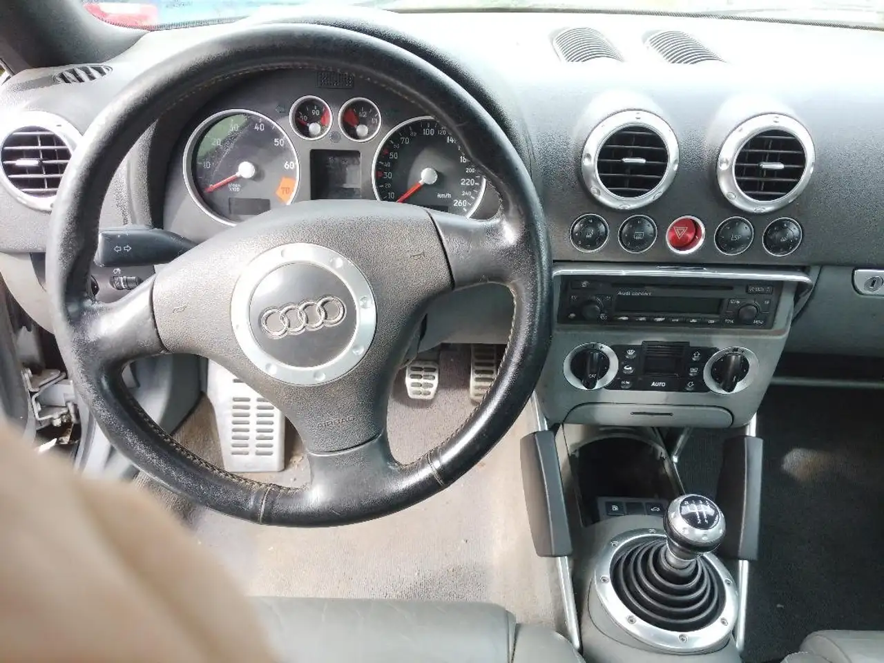 Audi TT 1.8 T Roadster (132kW), foto 6