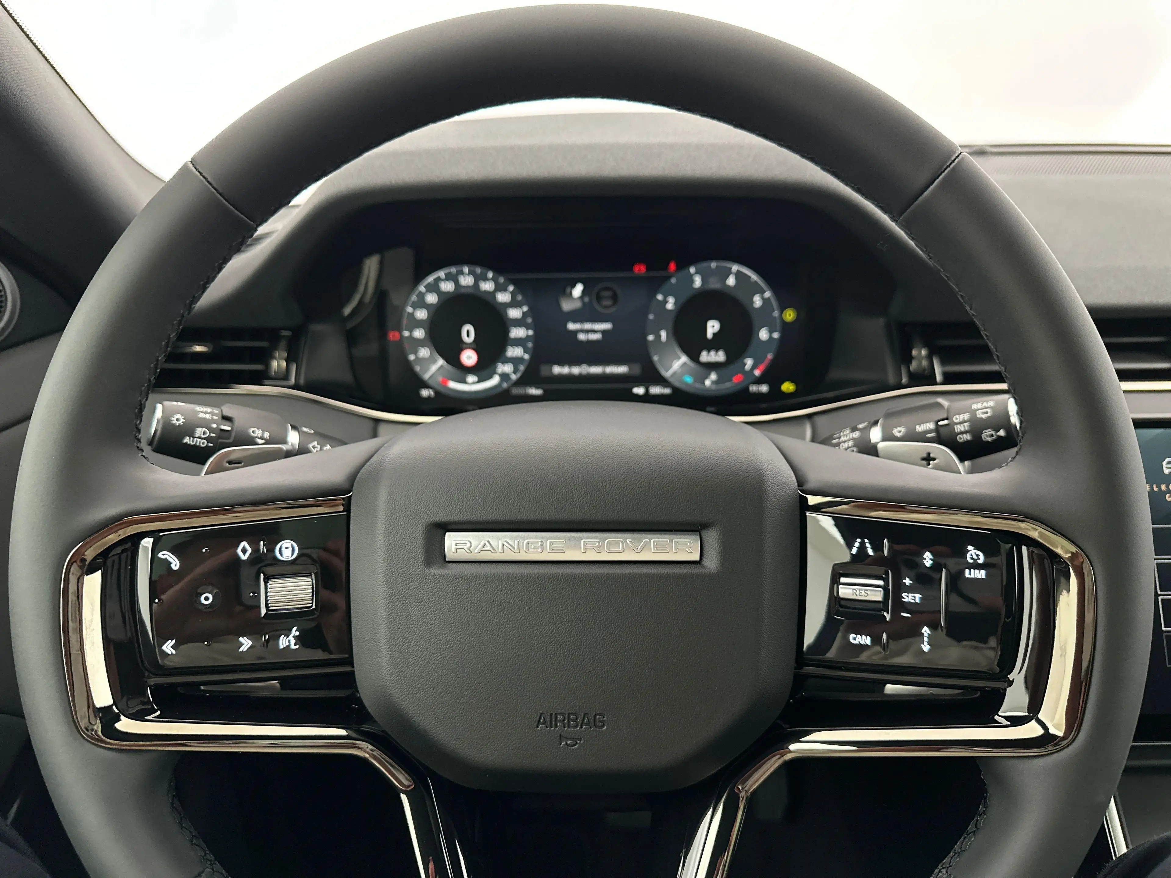 Land Rover Range Rover Evoque P160 S FWD Auto. 26.5MY — photo 10