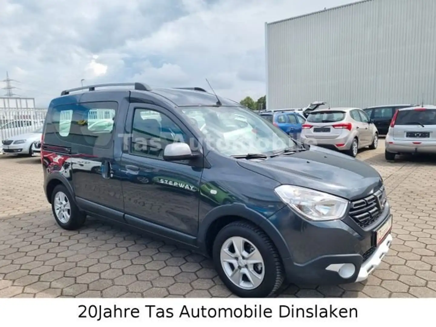 Dacia Dokker TCe 130 GPF Stepway Pro "Renault Scheckheft"1.Hand Gri - 2