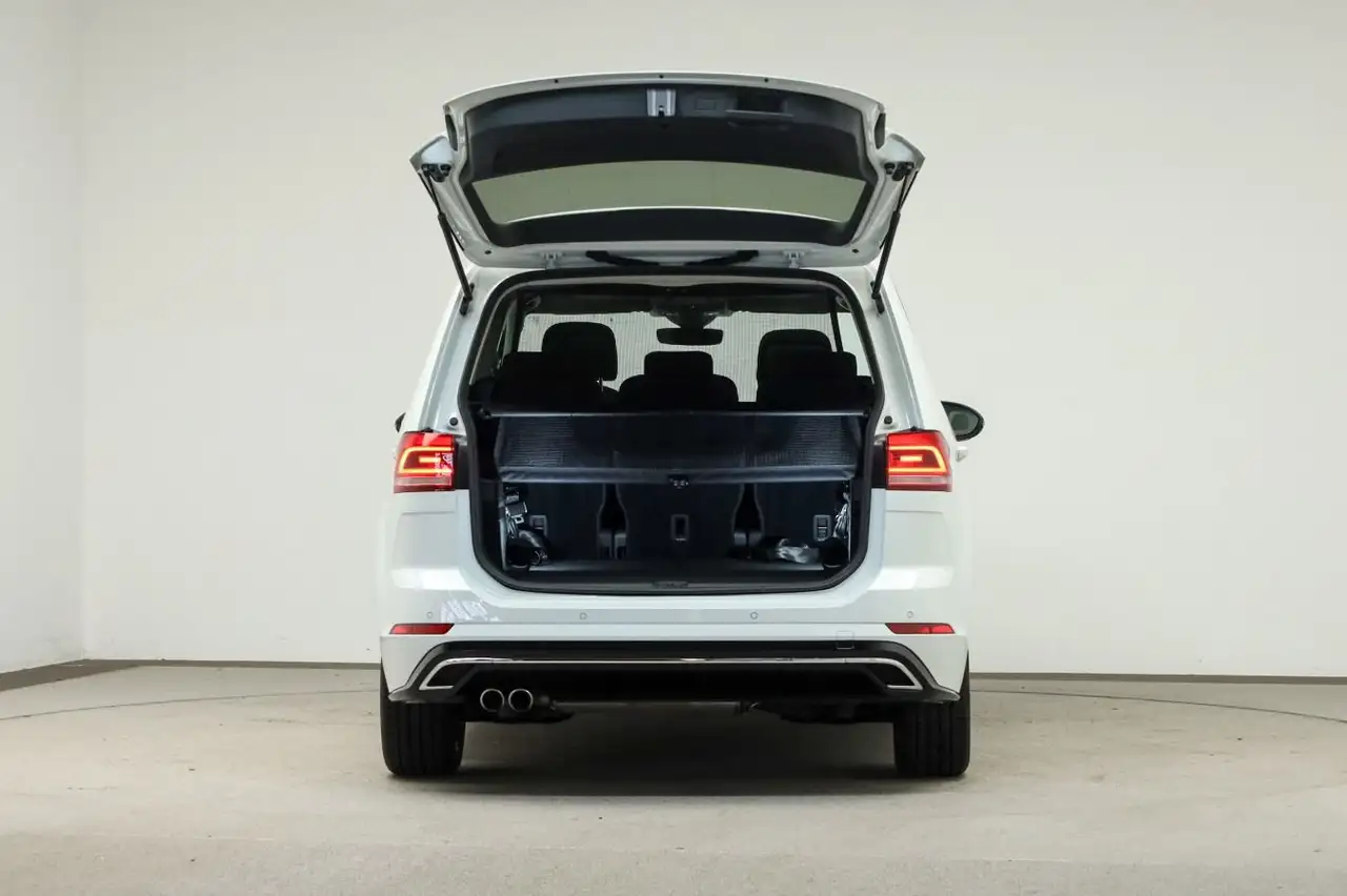 Volkswagen Touran 2.0 TDI DSG R-LINE*IQ.LIGHT*PANO*PDC*SHZ* 8