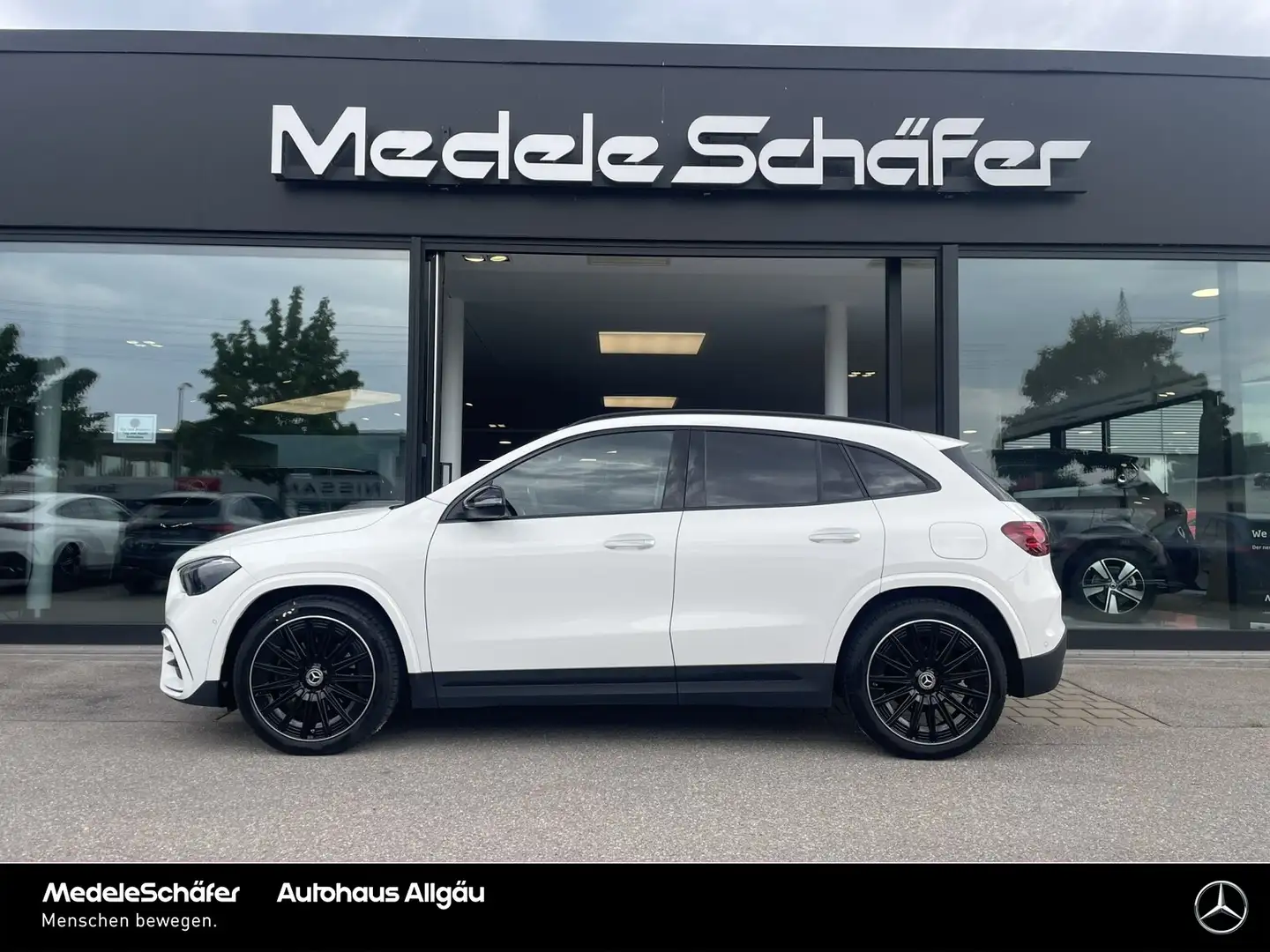 Mercedes-Benz GLA 200 GLA 200 AMG Night ParkKamera Keyl AHK 20" Lenkhz Weiß - 2