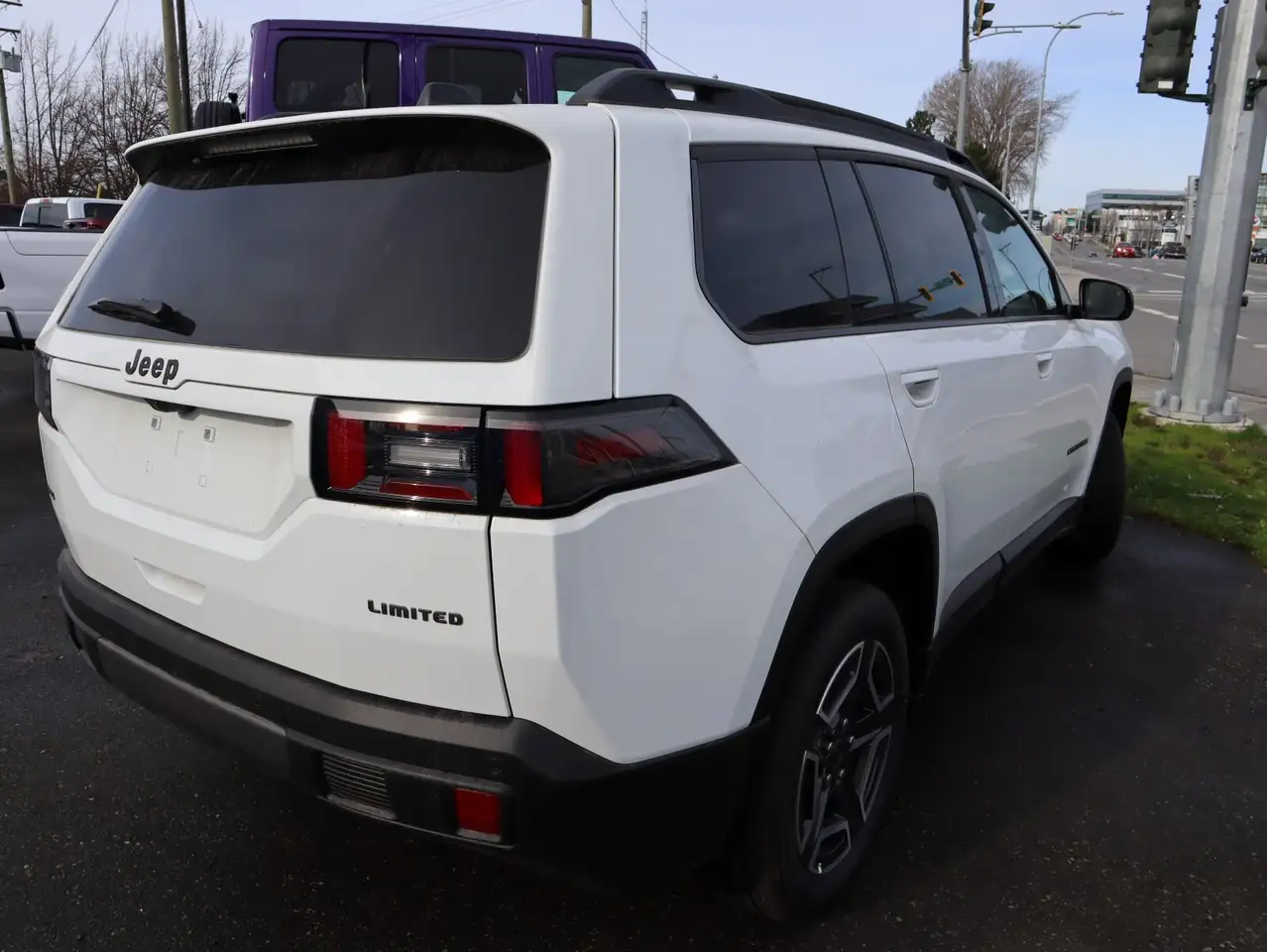 Jeep Cherokee снимка Jeep Cherokee