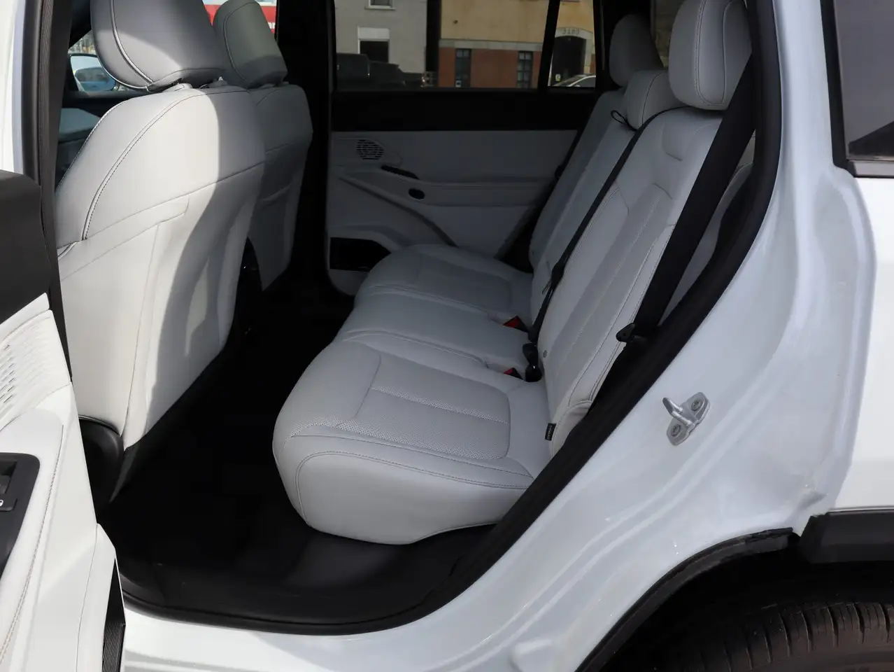 Jeep Cherokee снимка Jeep Cherokee