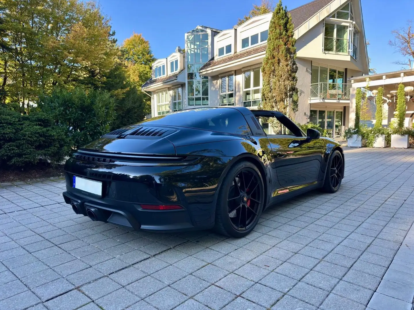 Porsche 992 .2Targa*4*GTS*Lift*BOSE*Approved*full equiped Schwarz - 2