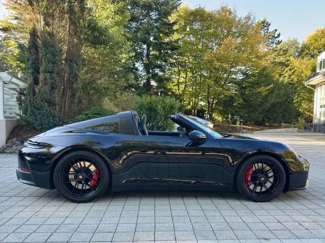 Porsche 992 .2 Targa*4*GTS*Lift*BOSE*Approved*bis*11/2027