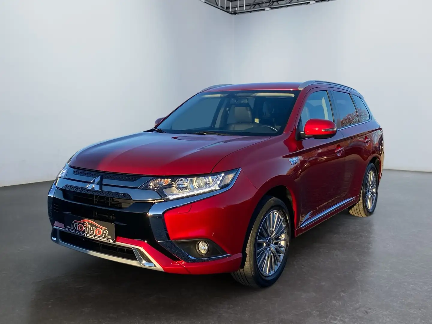 Mitsubishi Outlander Basis Spirit 2.4 PHEV TEMP SHZ KAM Rot - 2