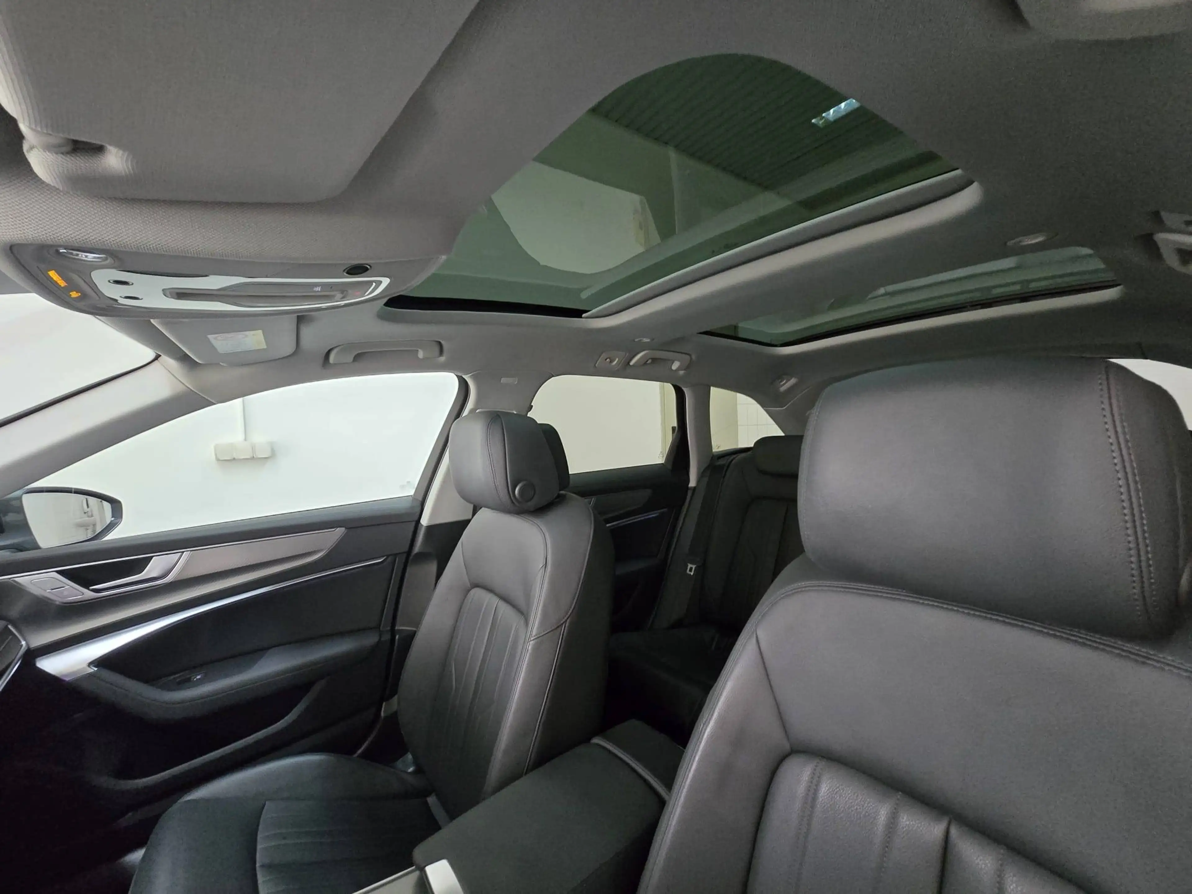 Audi A6 Avant 40 TDI S Line Matrix Panorama Leder Memory 1.Hand — photo 8