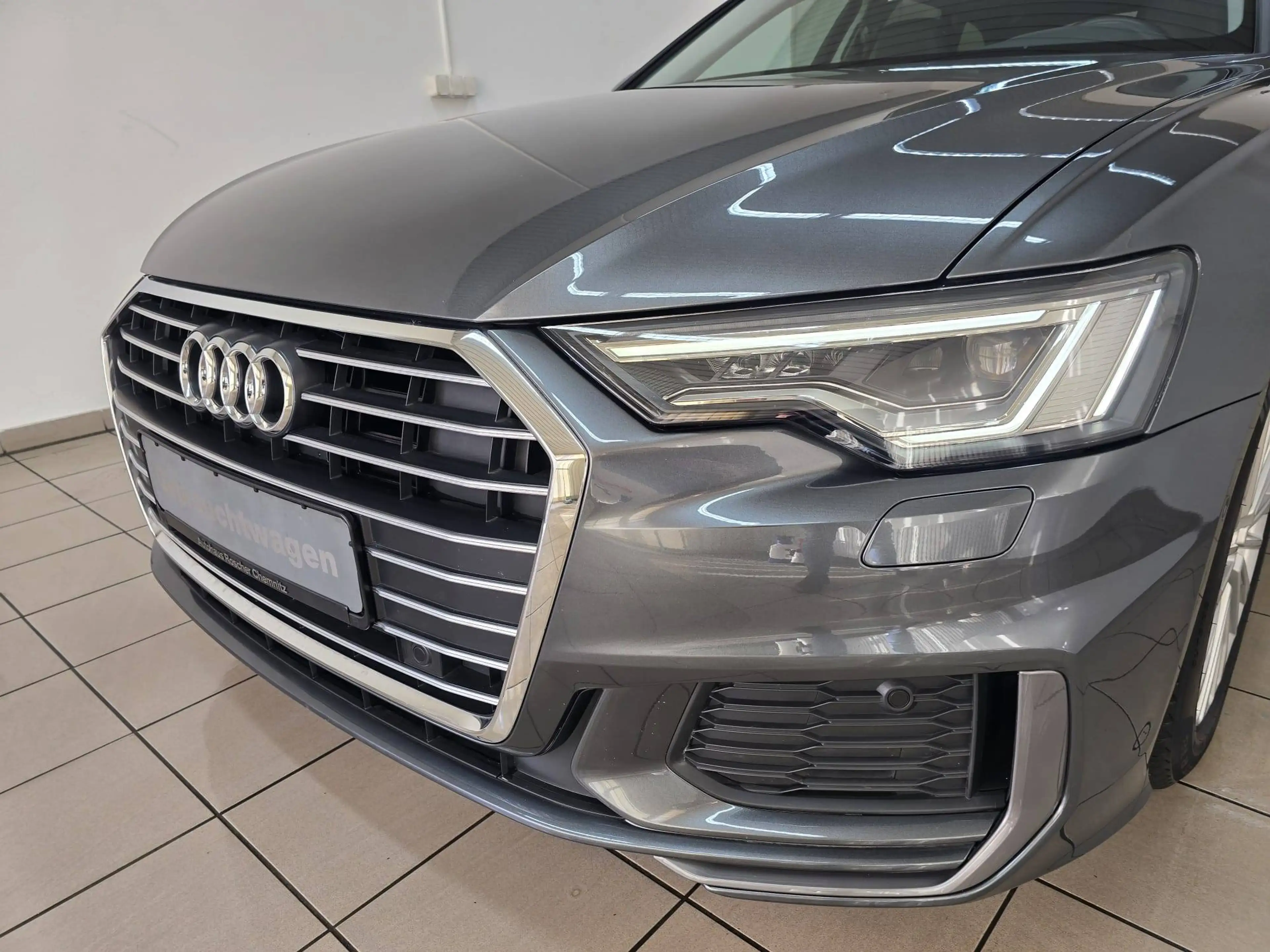 Audi A6 Avant 40 TDI S Line Matrix Panorama Leder Memory 1.Hand — photo 5