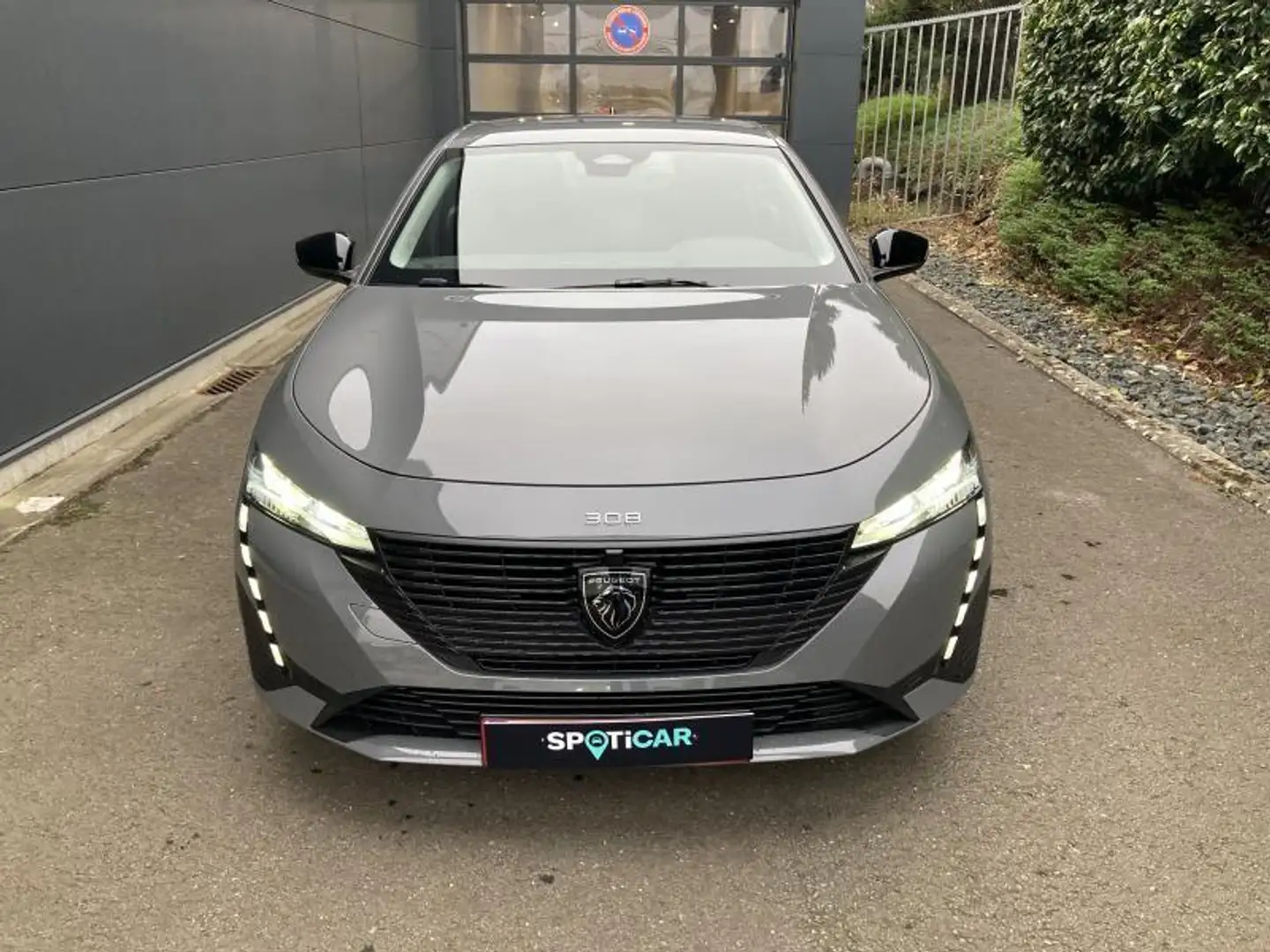 Peugeot 308 *** Active Pack *** Gris - 2