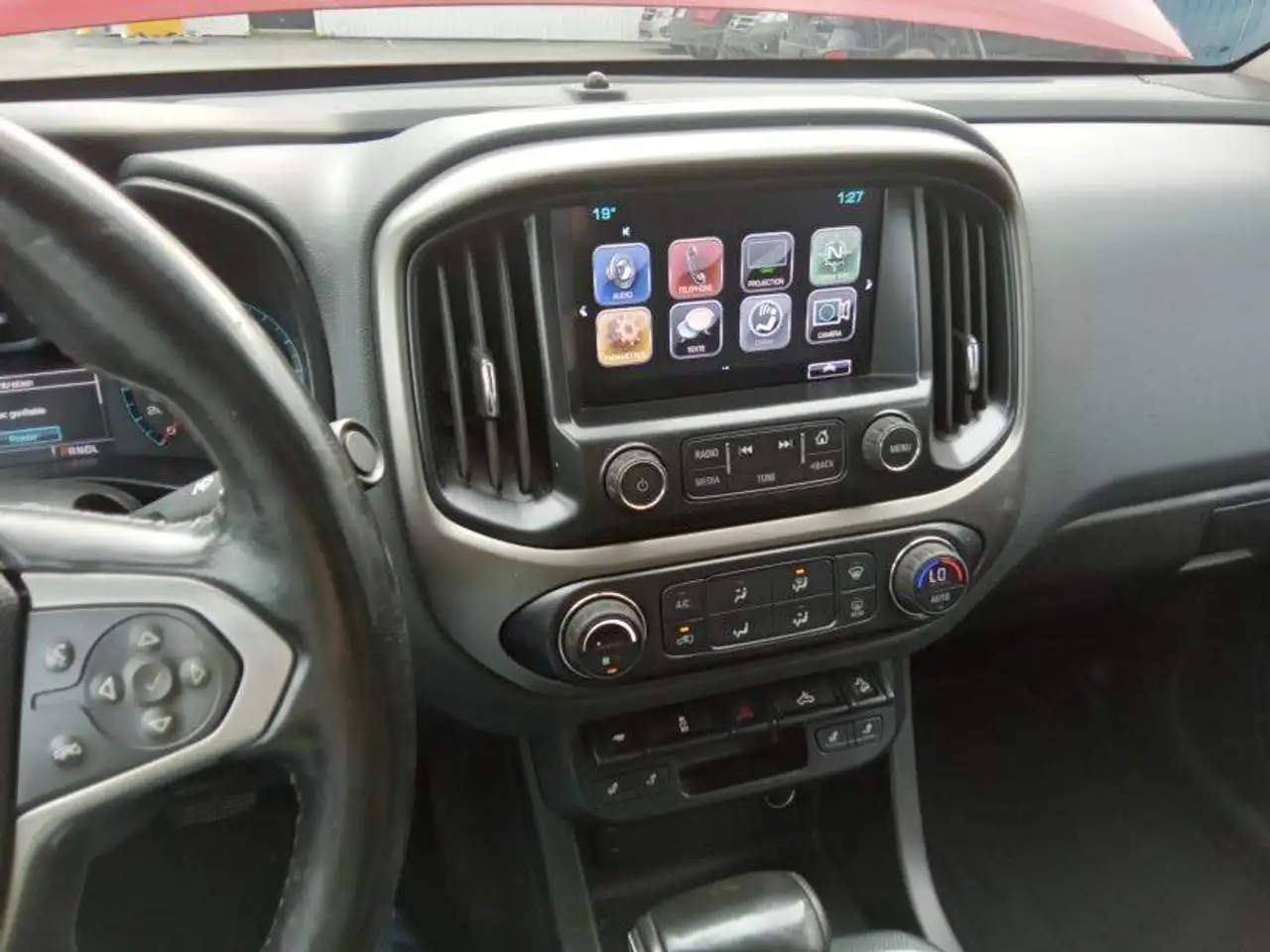 Chevrolet Colorado photo Chevrolet Colorado