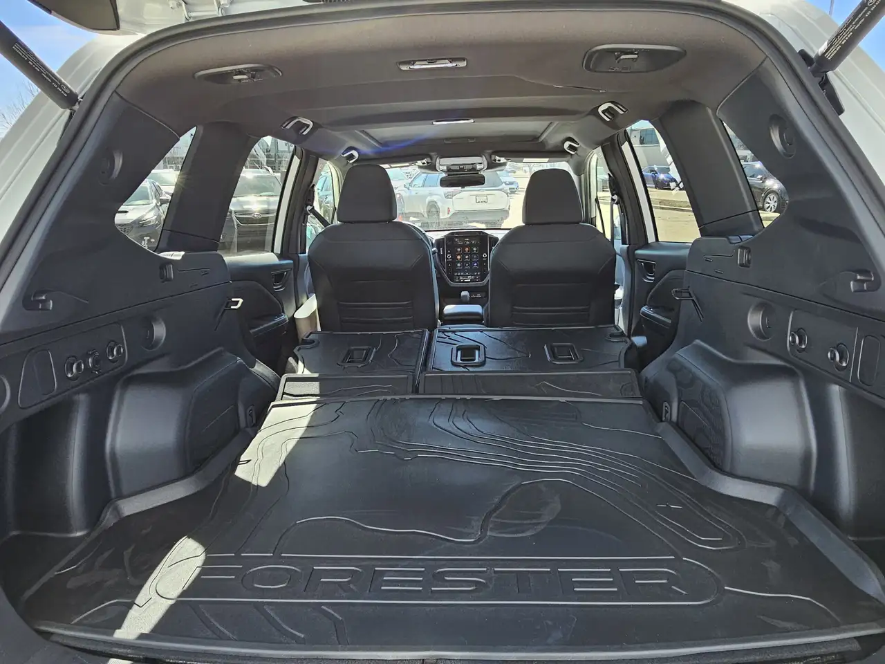 Subaru Forester снимка Subaru Forester