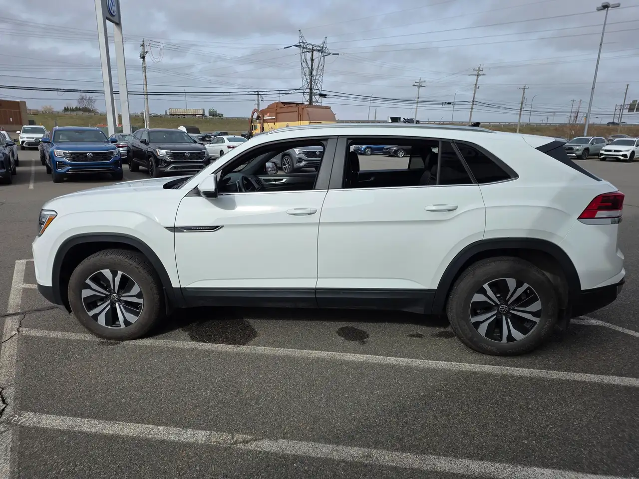 Volkswagen Atlas снимка Volkswagen Atlas