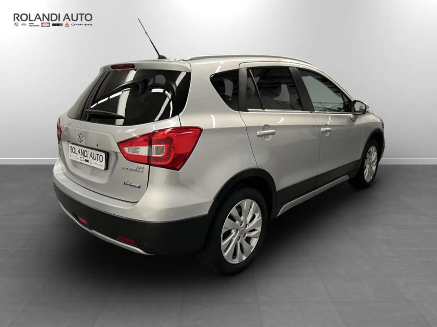 Suzuki SX4 S-Cross 1.4 hybrid Cool 2wd Gris - 2