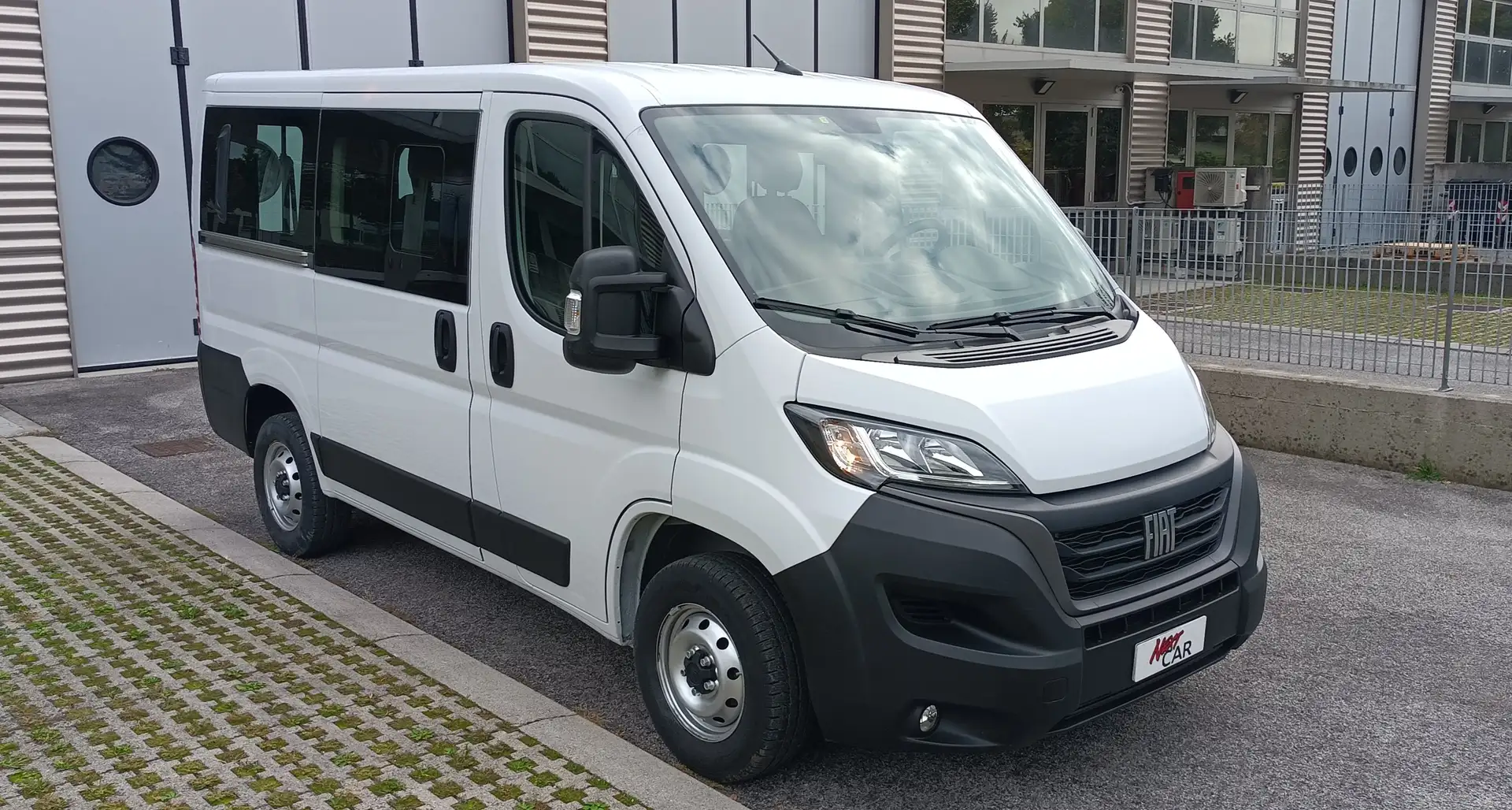Fiat Ducato 30 2.2 Mjt 140cv PC-TN Panorama 9 Posti Bianco - 1