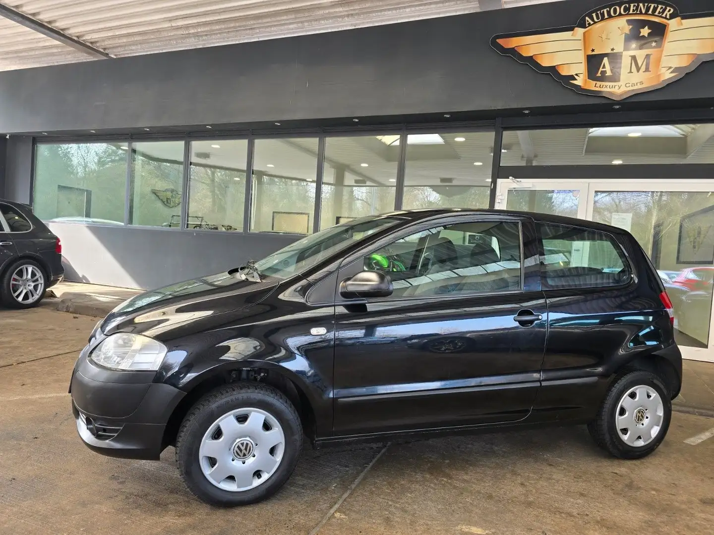 Volkswagen Fox 1.2 Basis ISOFIX/KLIMA/BLACK/TÜV-NEU Schwarz - 2