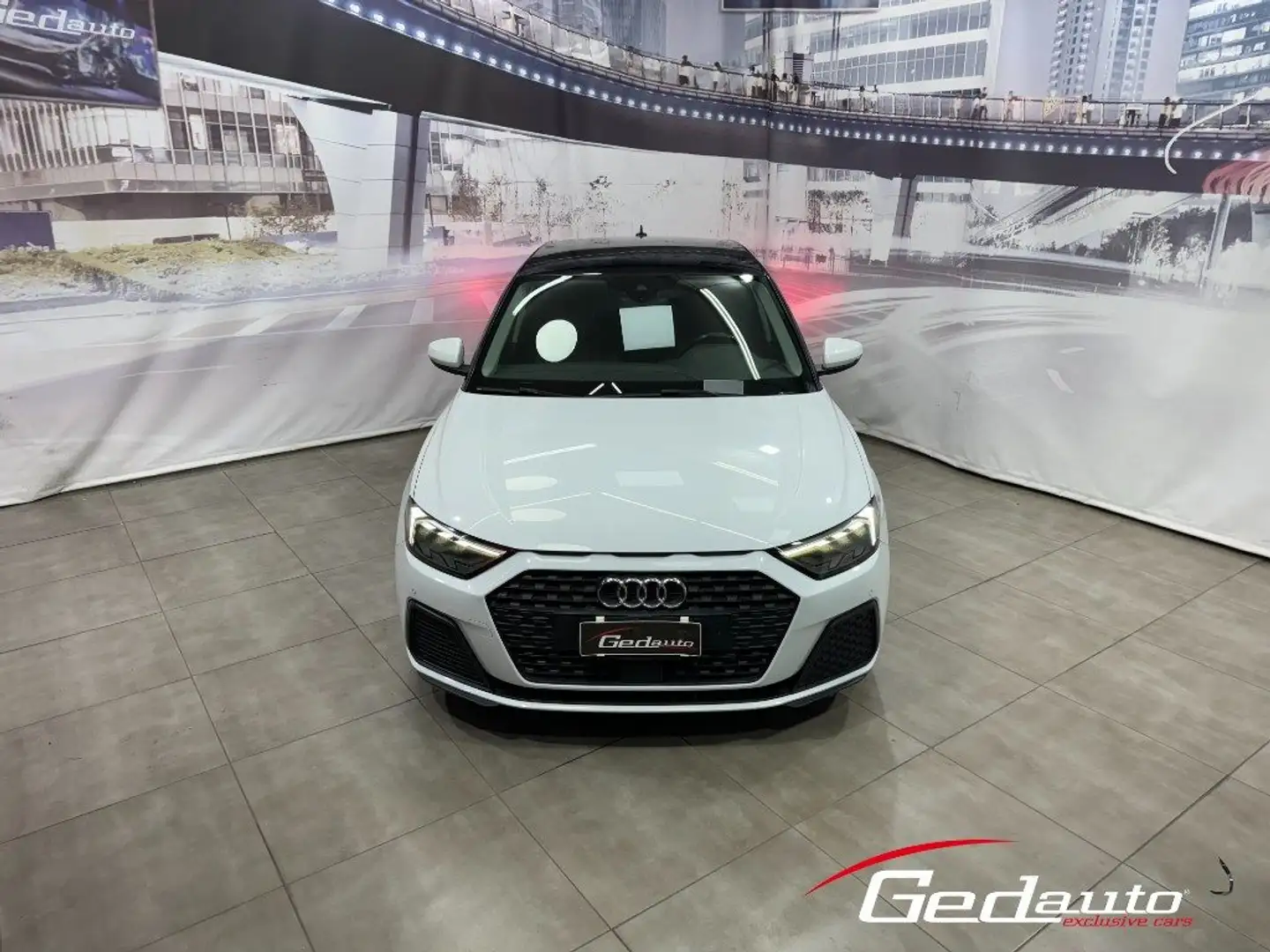 Audi A1 SPB 30 TFSI S tronic Admired Advanced FULL-LED NAV Bianco - 1