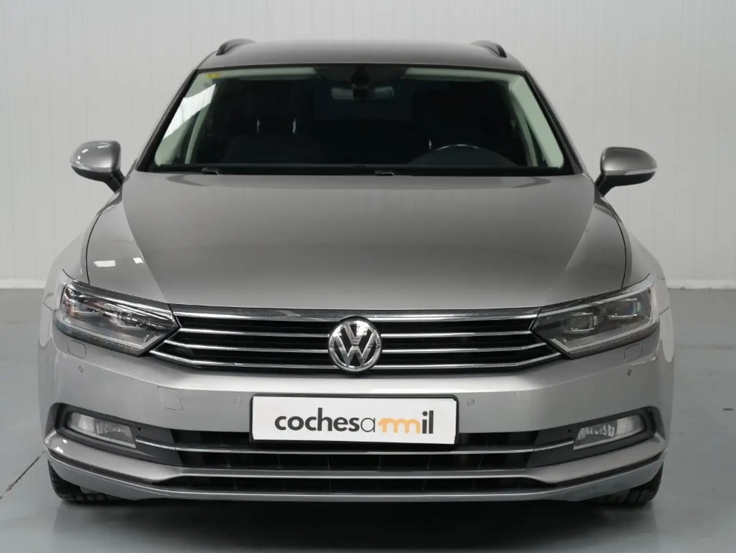 Volkswagen Passat Variant 2.0TDI Advance DSG7 110kW Plateado - 2