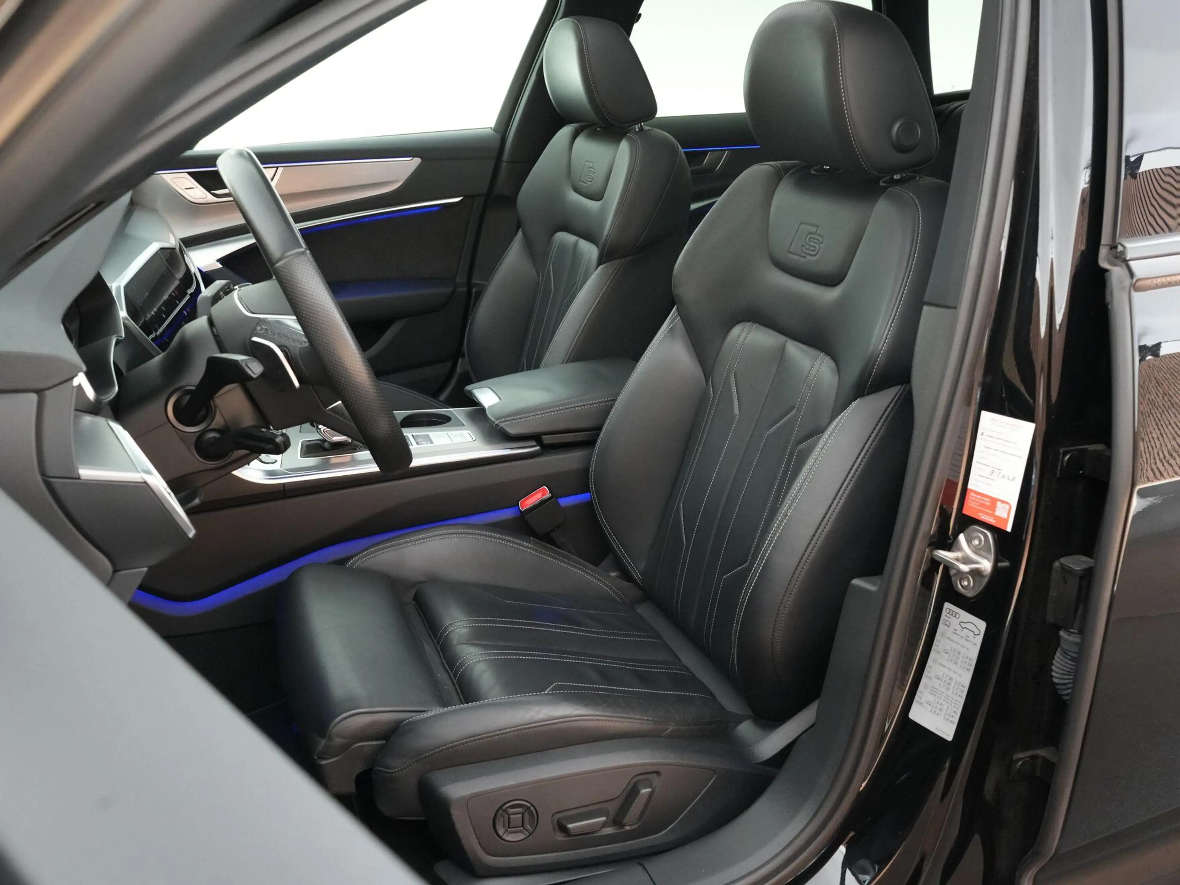 Audi A6 Avant 55 TFSI e 367pk quattro Pro Line S Competiti — photo 11